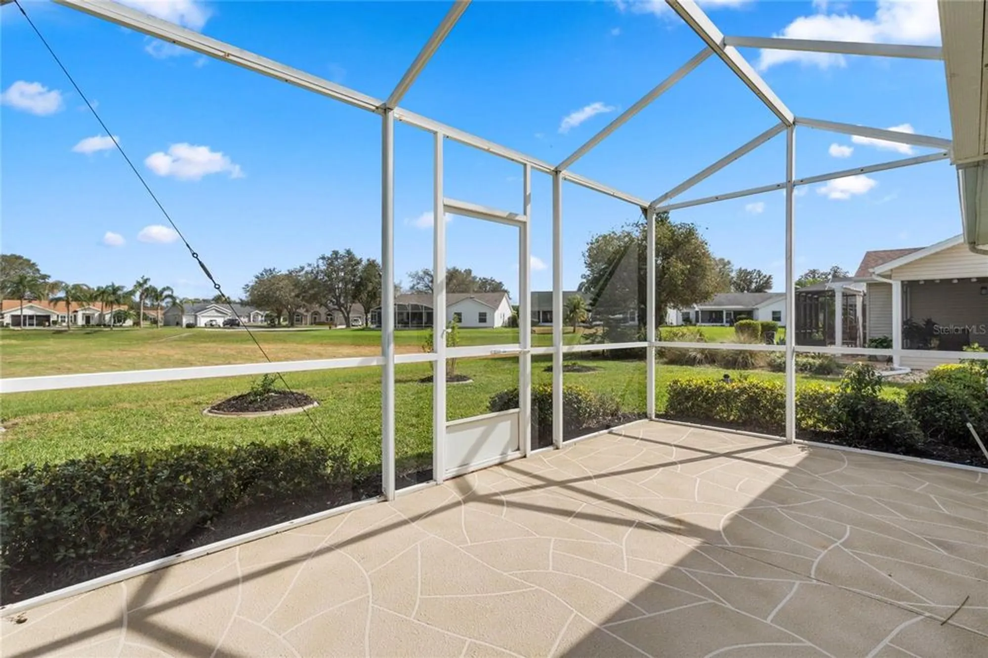 Property Slideshow image 34 of 59 | 25274 lost oak cir, Leesburg, FL, 34748
