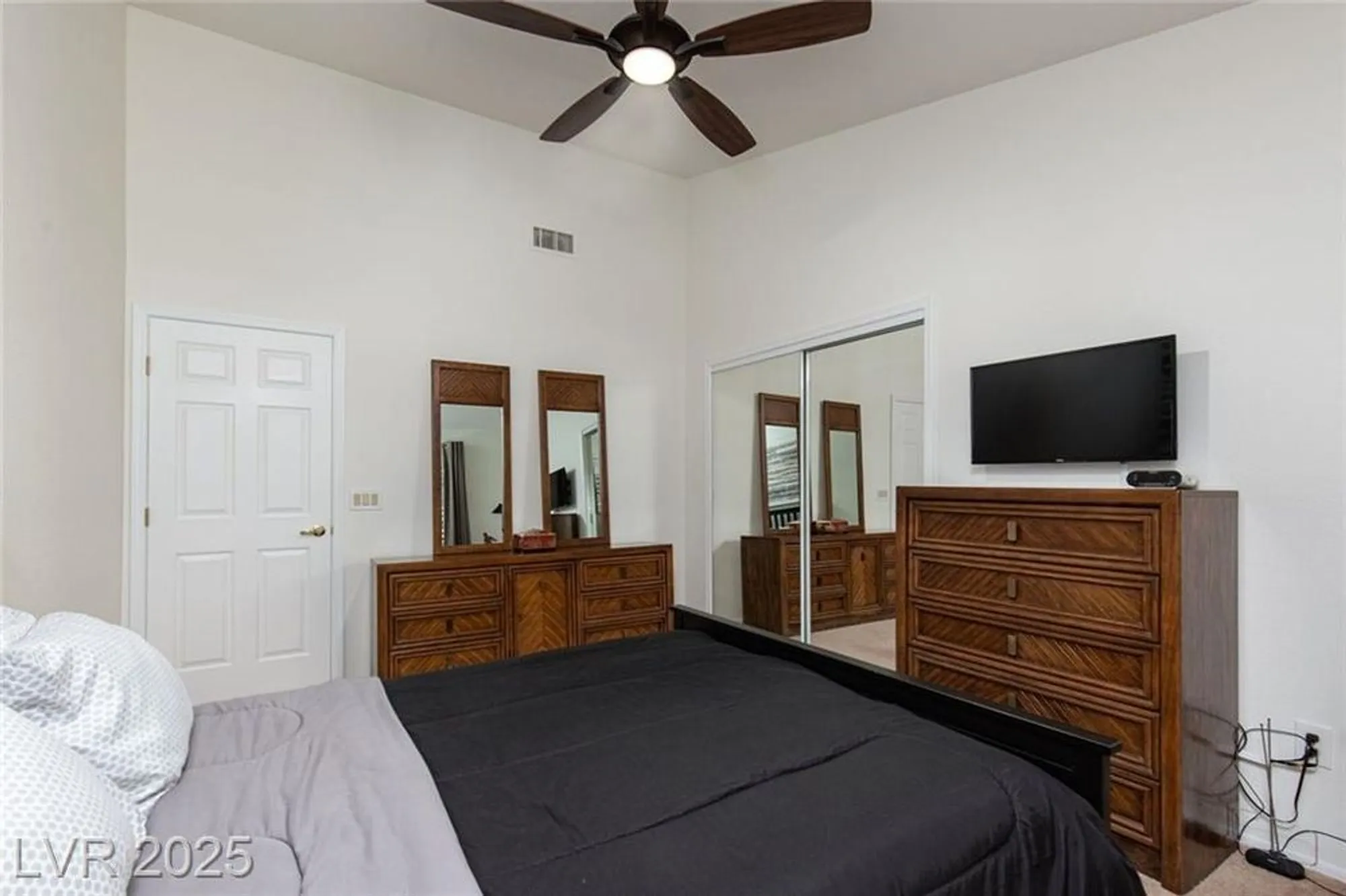Property Slideshow image 25 of 40 | 2837 billy casper dr, Las Vegas, NV, 89134