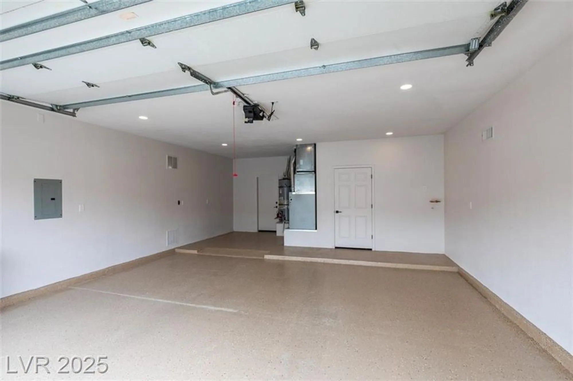 Property Slideshow image 38 of 39 | 2104 hot oak ridge st, Las Vegas, NV, 89134