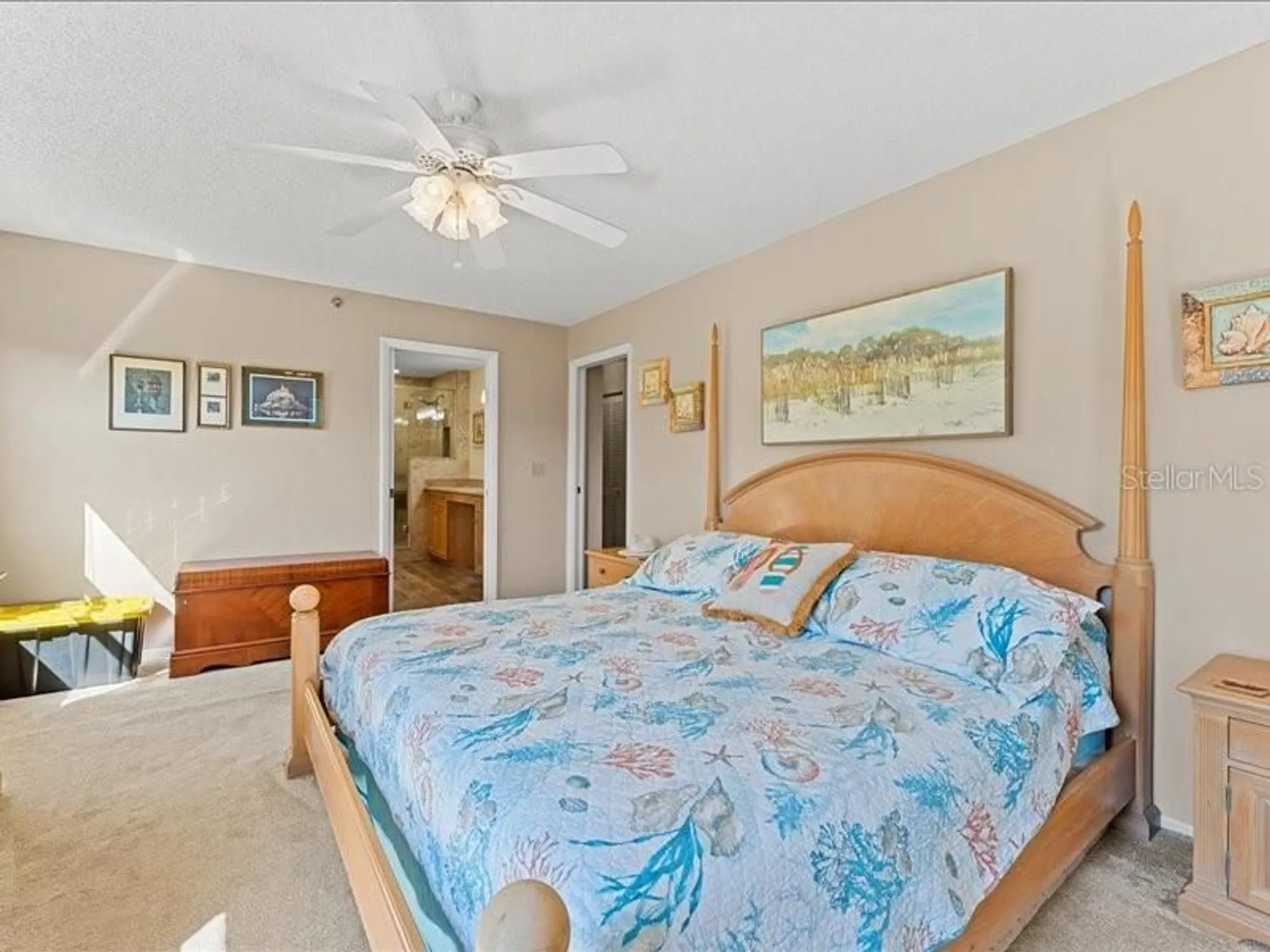Property Slideshow image 14 of 47 | 8186 terrace garden dr n unit 401, Saint Petersburg, FL, 33709