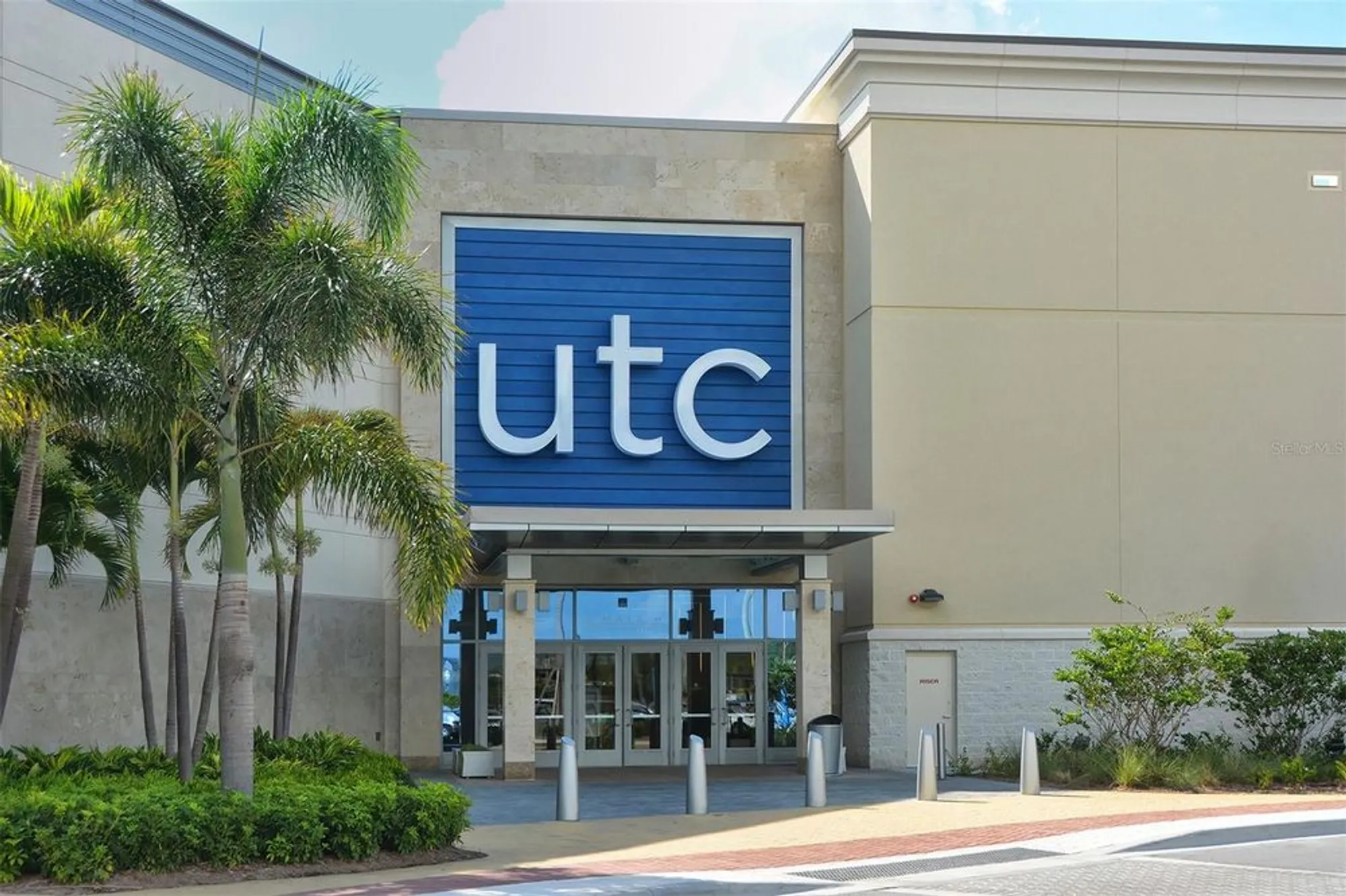 Property Slideshow image 83 of 95 | 7320 golf pointe cir, Sarasota, FL, 34243