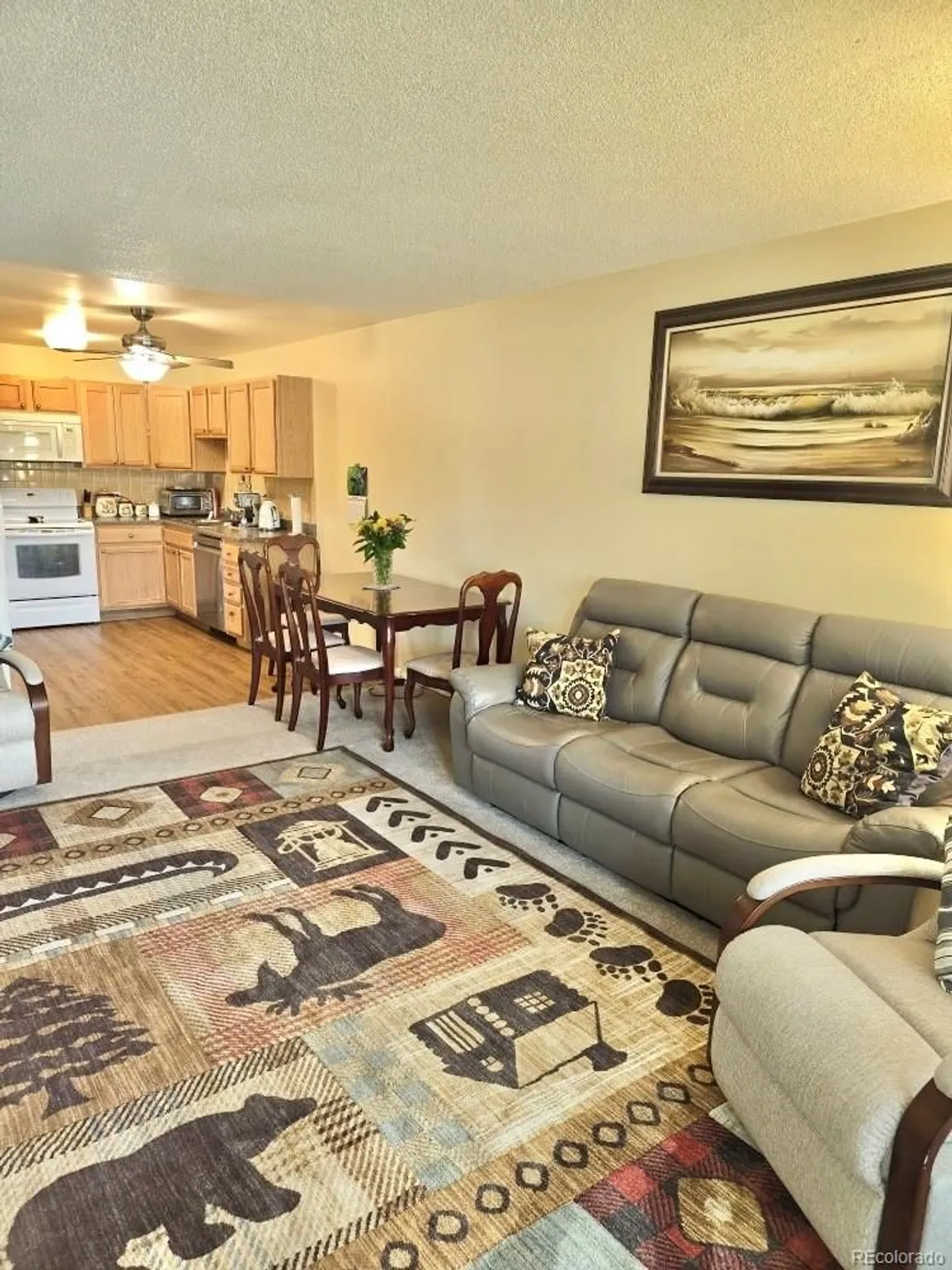 Property Slideshow image 5 of 12 | 635 s alton way 1b, Denver, CO, 80247