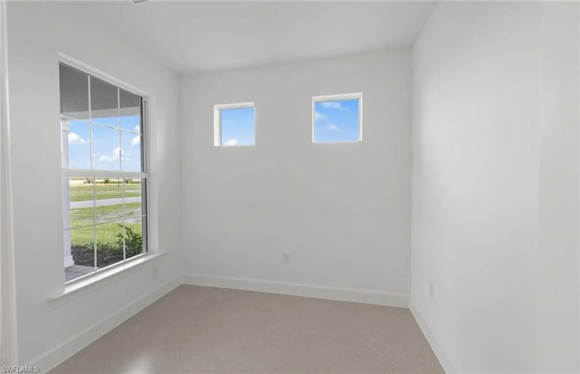 Property Slideshow image 14 of 38 | 17830 beautybush ter, North Fort Myers, FL, 33917