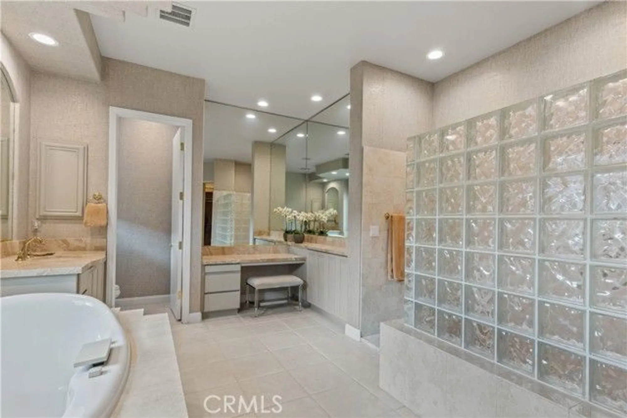 Property Slideshow image 33 of 48 | 81565 tiburon dr, La Quinta, CA, 92253
