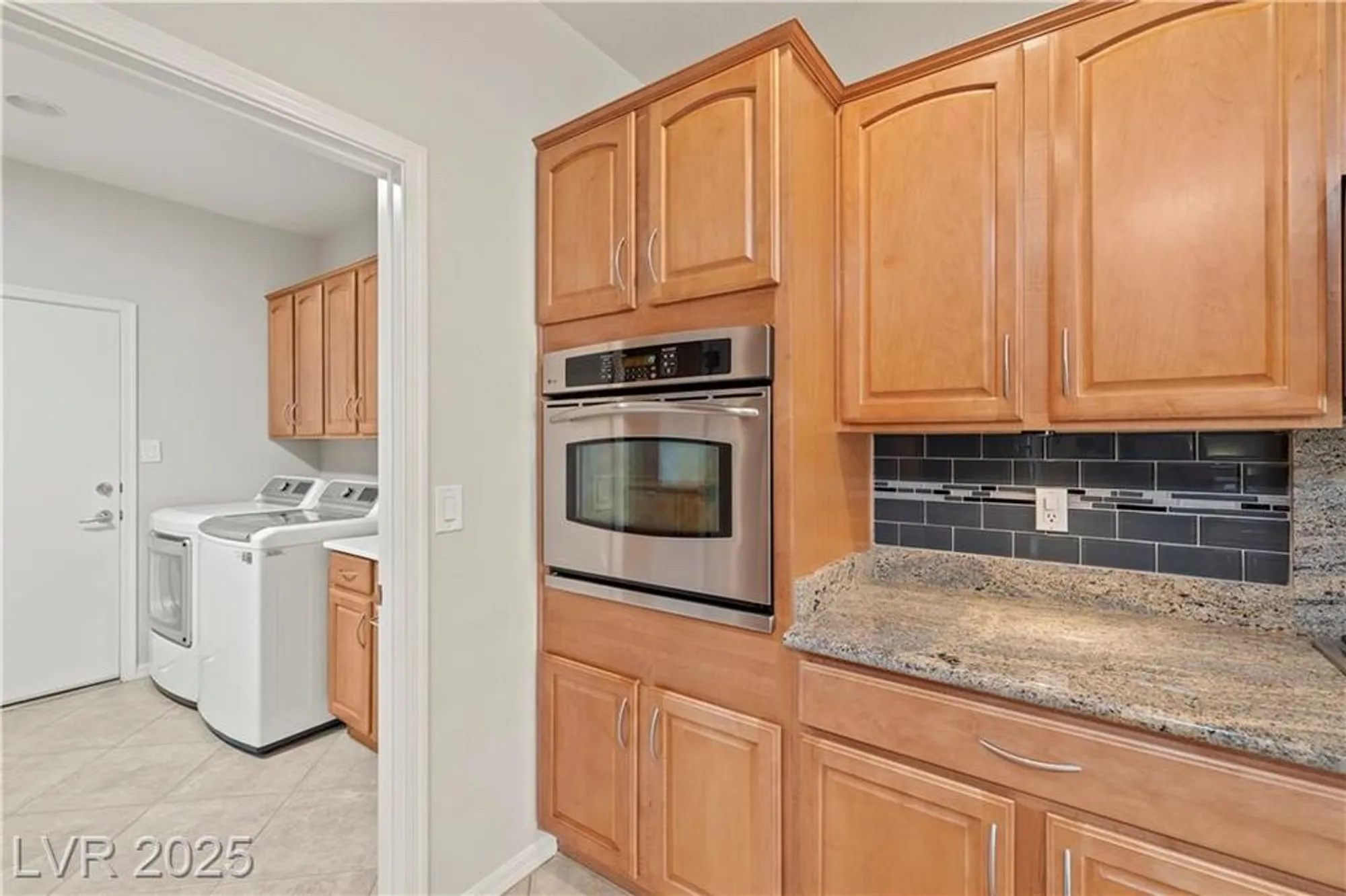 Property Slideshow image 13 of 31 | 2151 shadow canyon dr, Henderson, NV, 89044