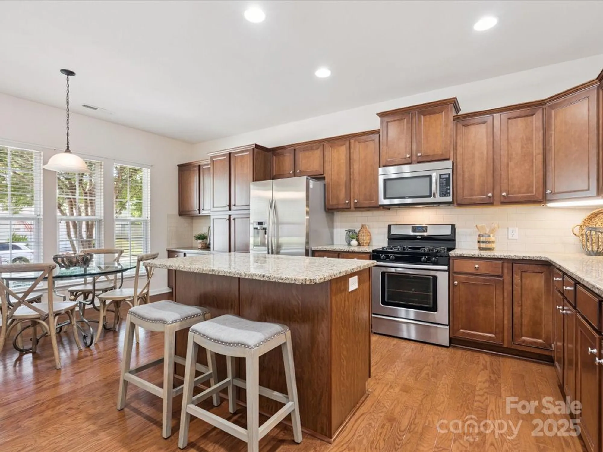 Property Slideshow image 9 of 44 | 8036 crater lake dr, Fort Mill, SC, 29707