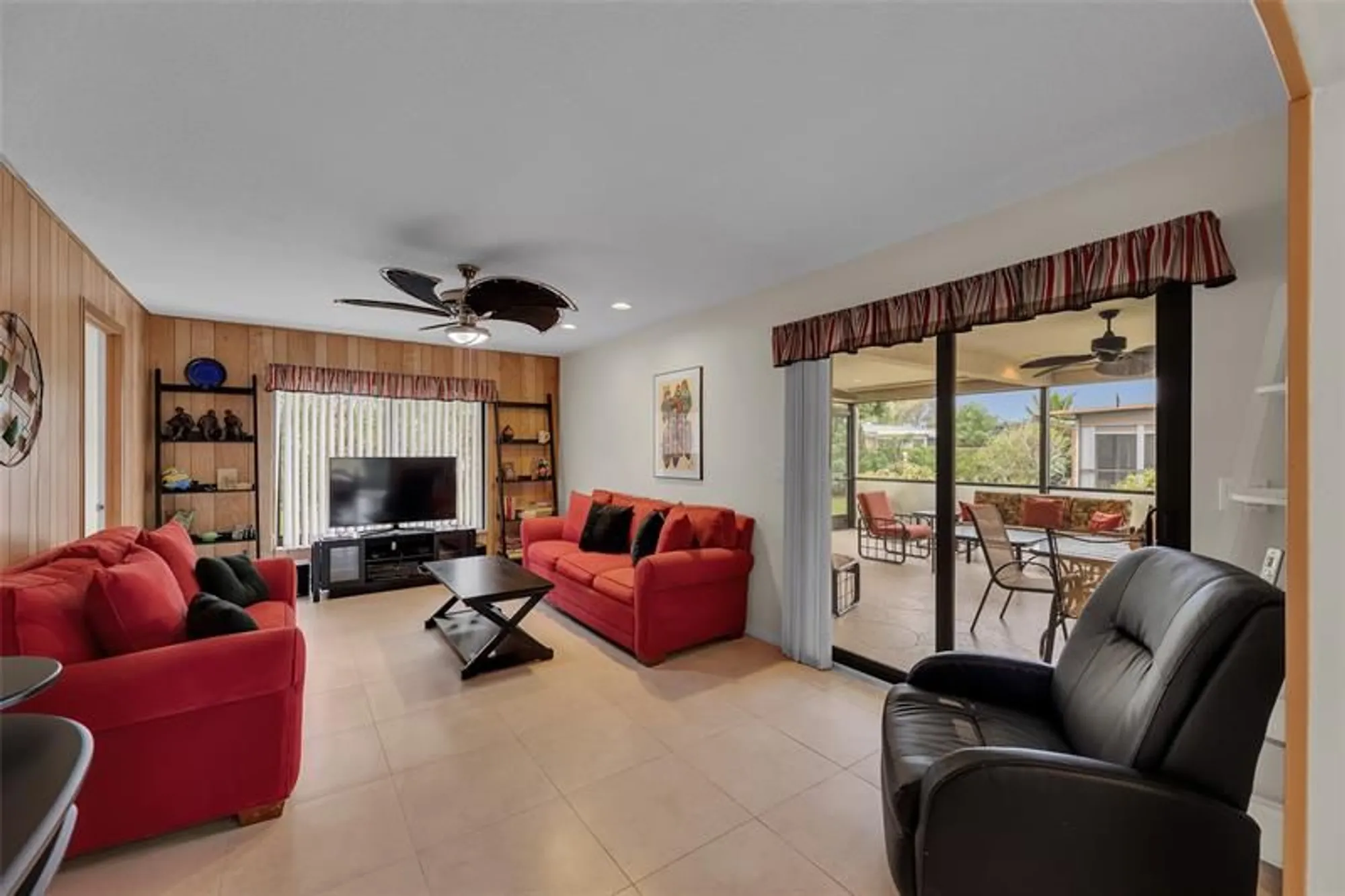 Property Slideshow image 20 of 56 | 6334 whispering wind way, Delray Beach, FL, 33484