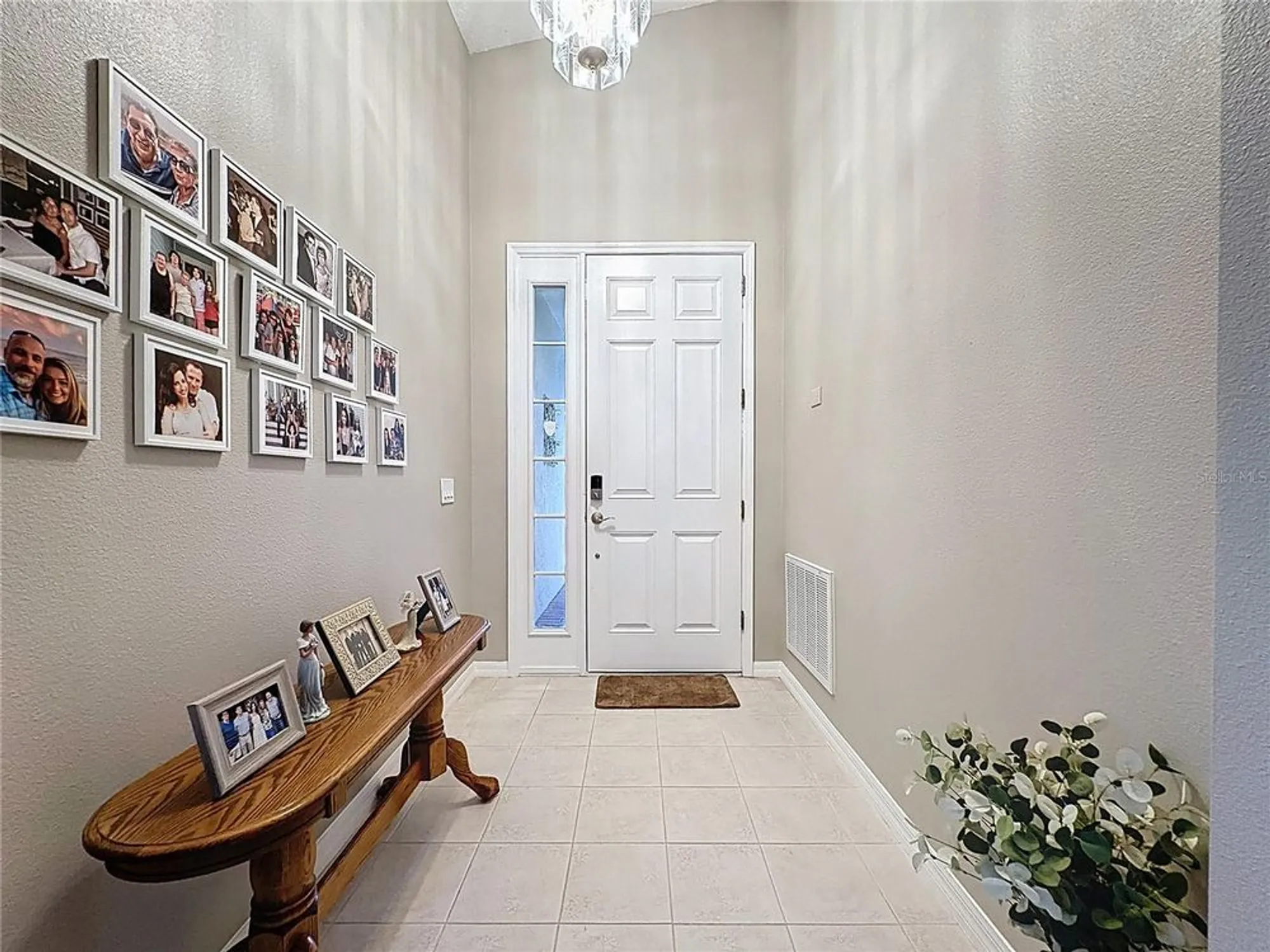 Property Slideshow image 6 of 75 | 133 crepe myrtle dr, Groveland, FL, 34736