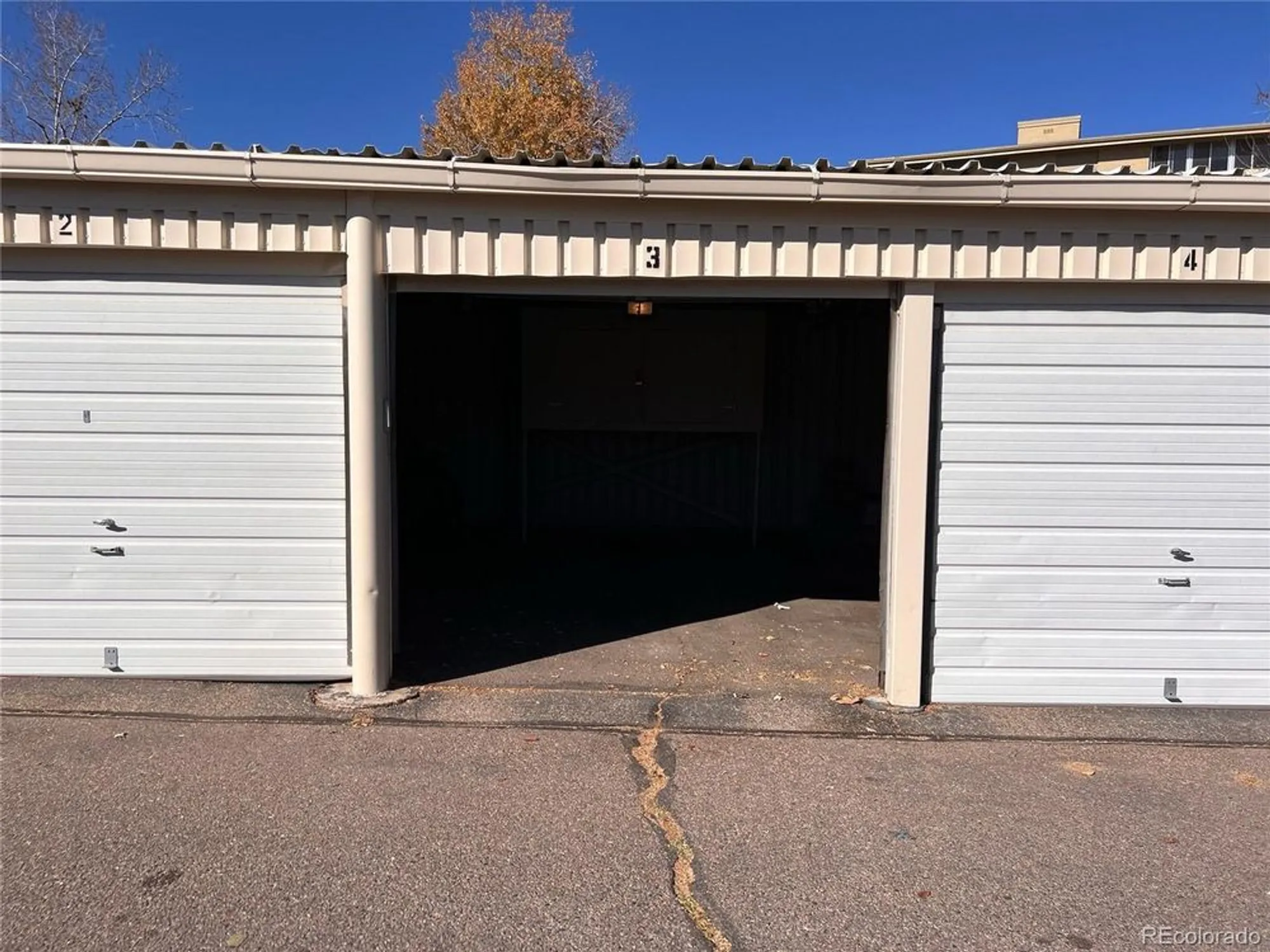 Property Slideshow image 5 of 28 | 660 s alton way 4a, Denver, CO, 80247