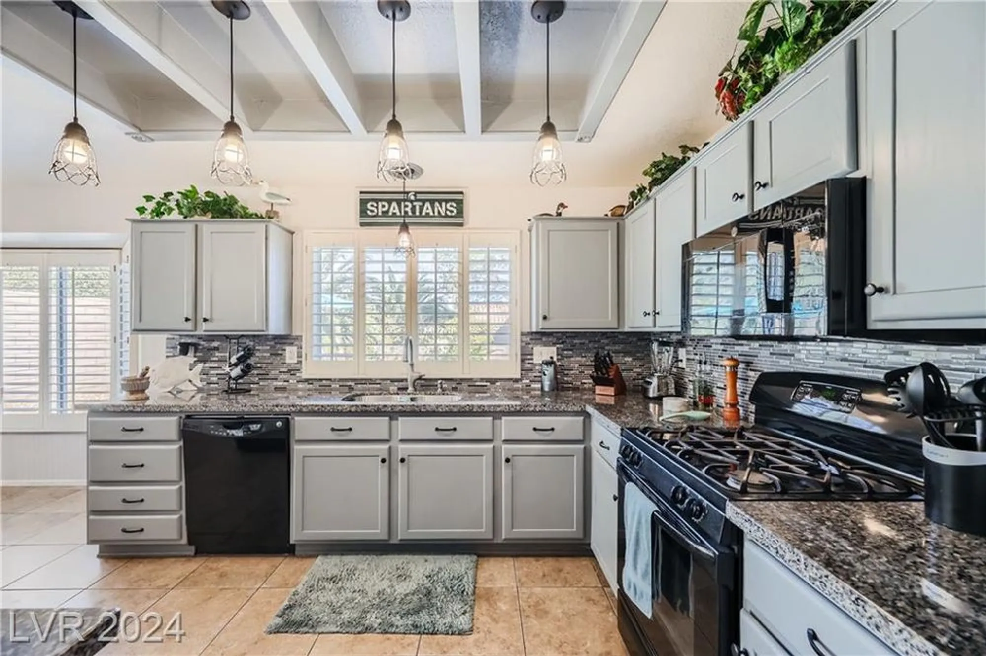 Property Slideshow image 9 of 36 | 9400 grand mesa dr, Las Vegas, NV, 89134