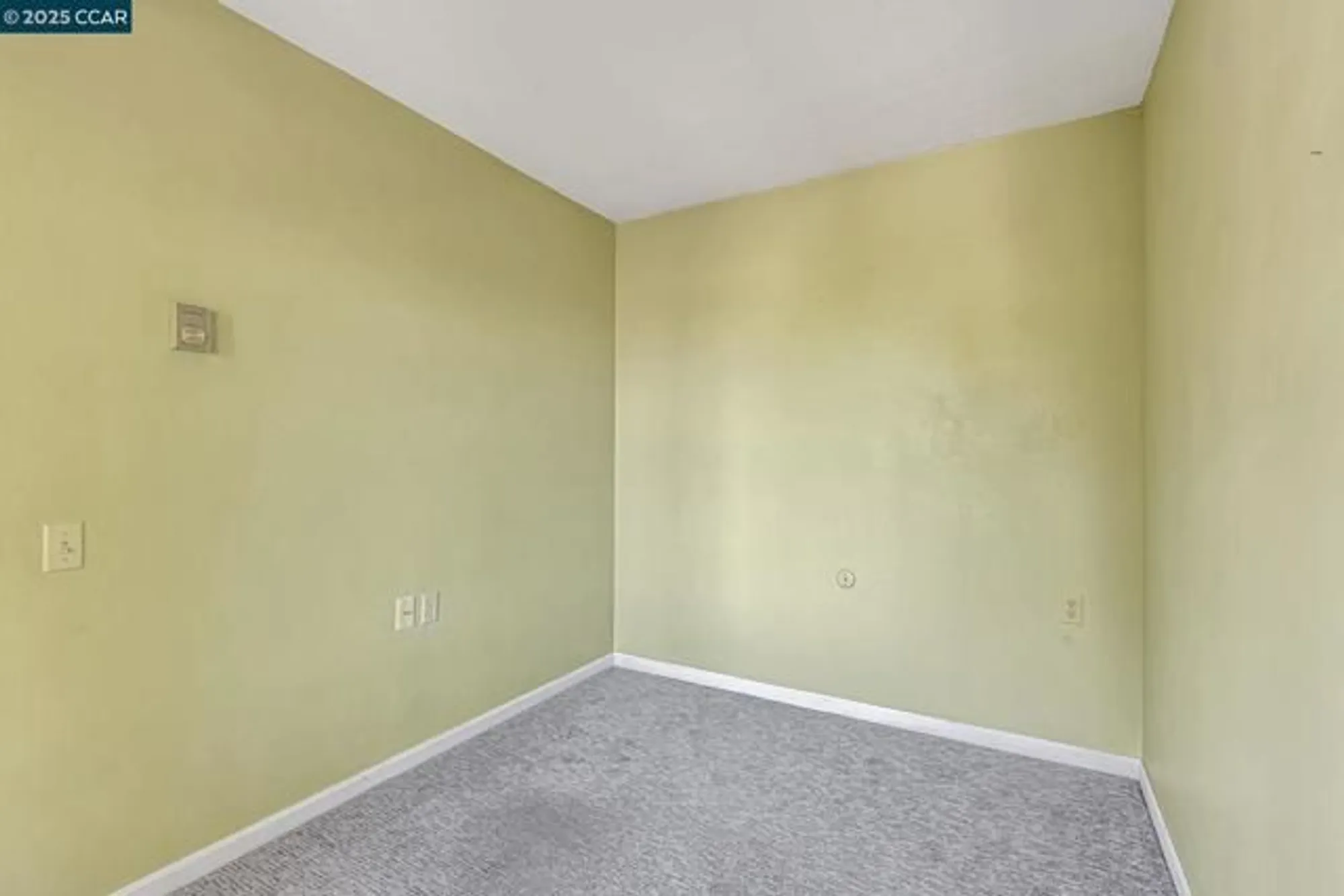 Property Slideshow image 14 of 30 | 1909 skycrest dr 2, Walnut Creek, CA, 94595