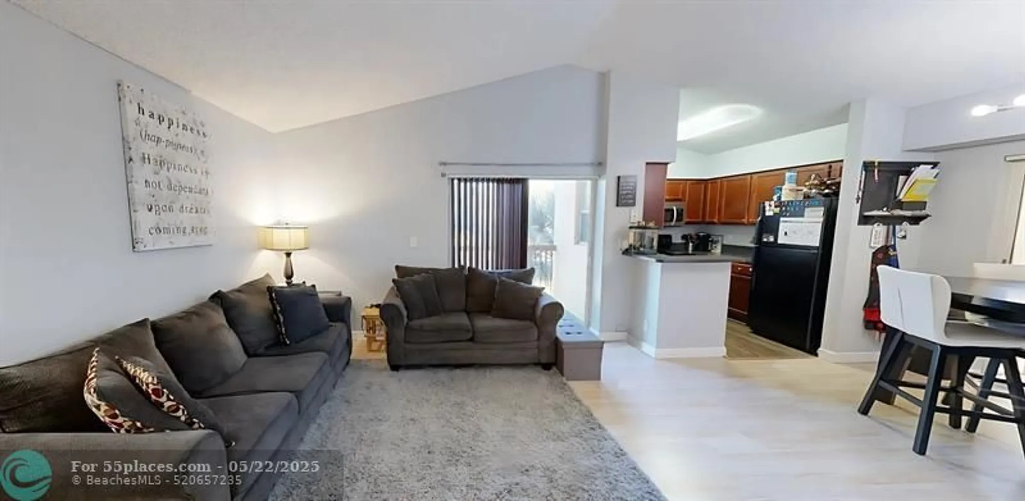 Property Slideshow image 4 of 15 | 7670 westwood dr apt 718, Tamarac, FL, 33321