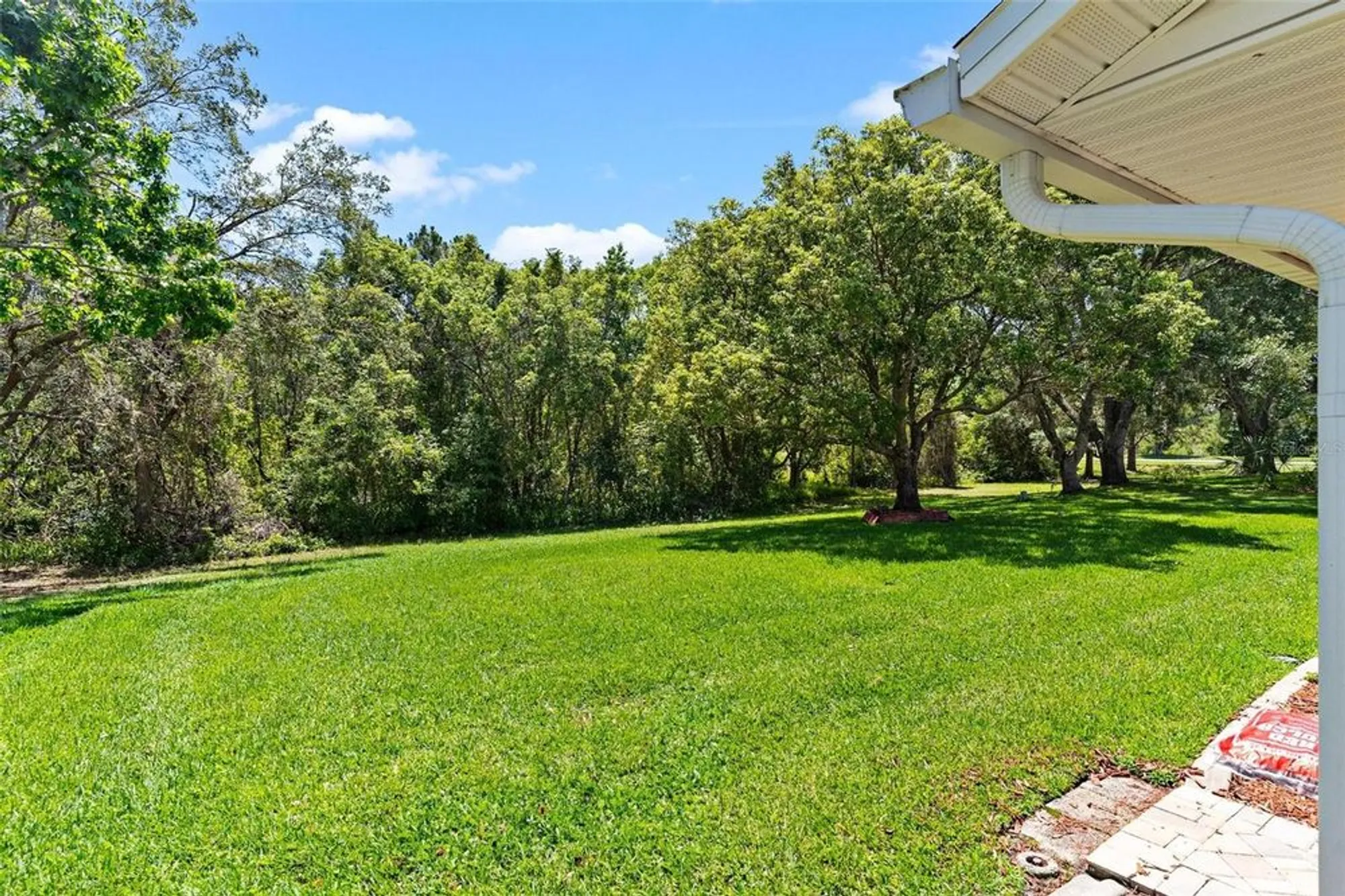 Property Slideshow image 41 of 48 | 26608 racquet cir, Leesburg, FL, 34748