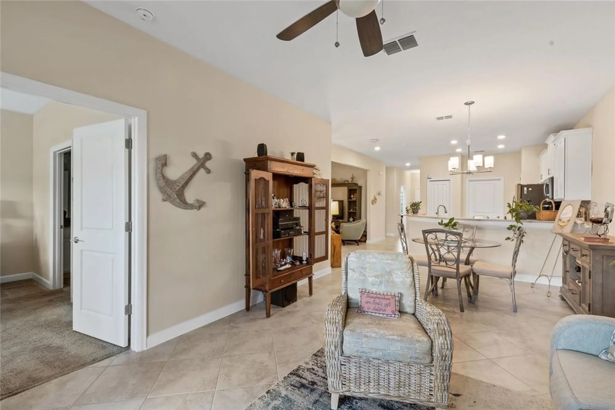Property Slideshow image 14 of 42 | 2877 attwater loop, Winter Haven, FL, 33884