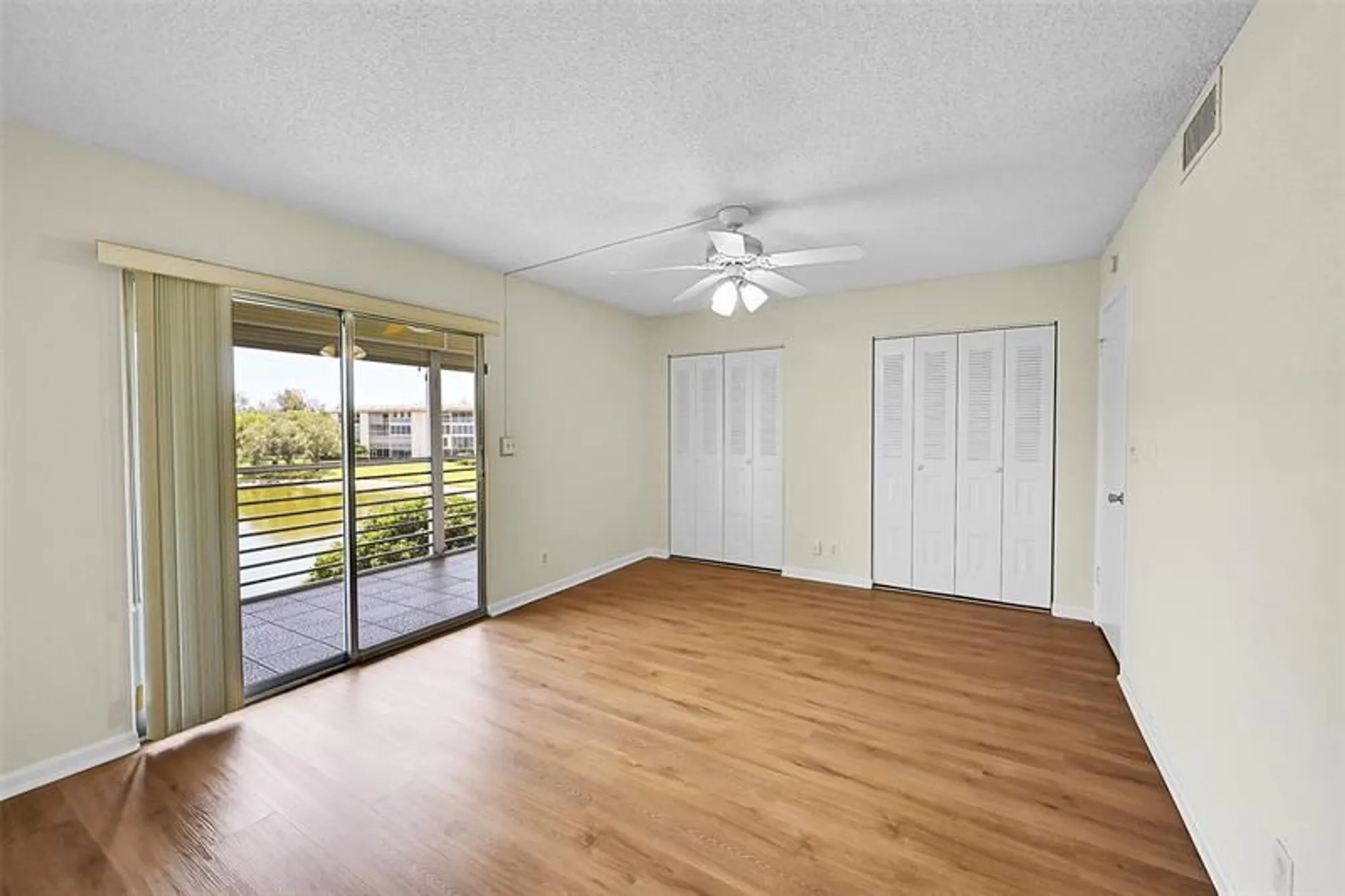 Property Slideshow image 18 of 25 | 1902 bermuda cir h3, Coconut Creek, FL, 33066