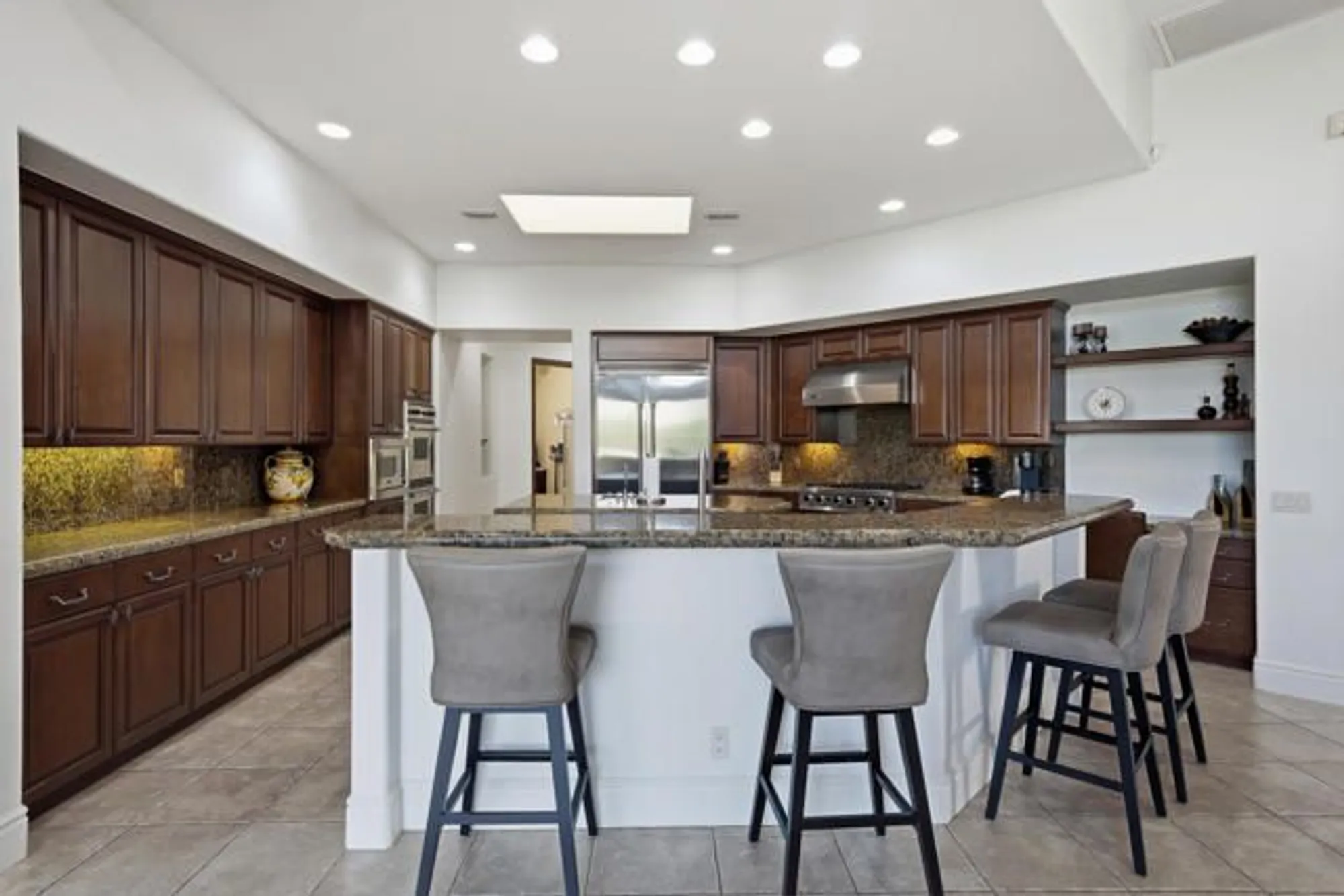 Property Slideshow image 23 of 43 | 81020 shinnecock hls, La Quinta, CA, 92253