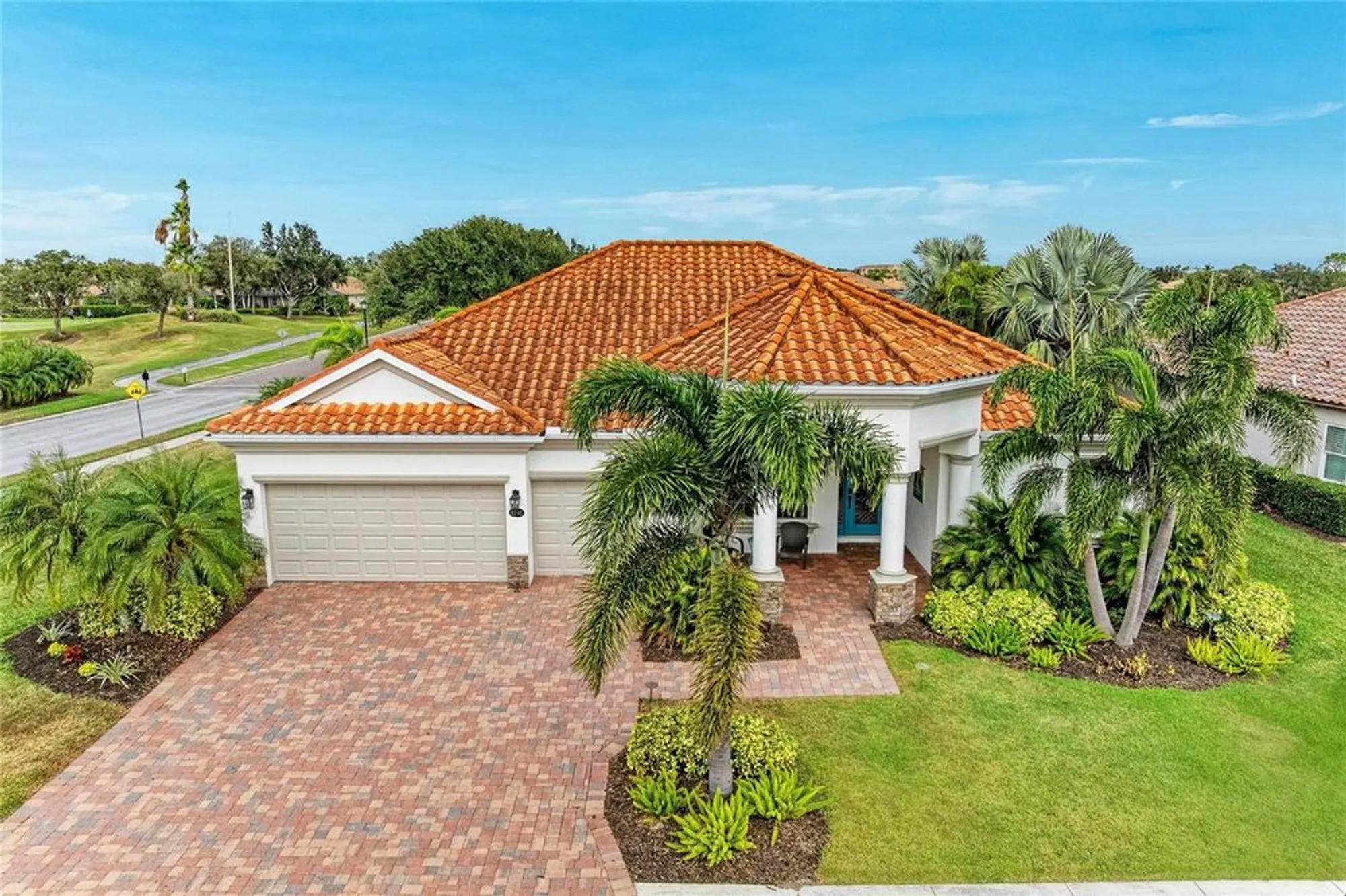 Property Slideshow image 8 of 93 | 8201 heritage grand pl, Bradenton, FL, 34212
