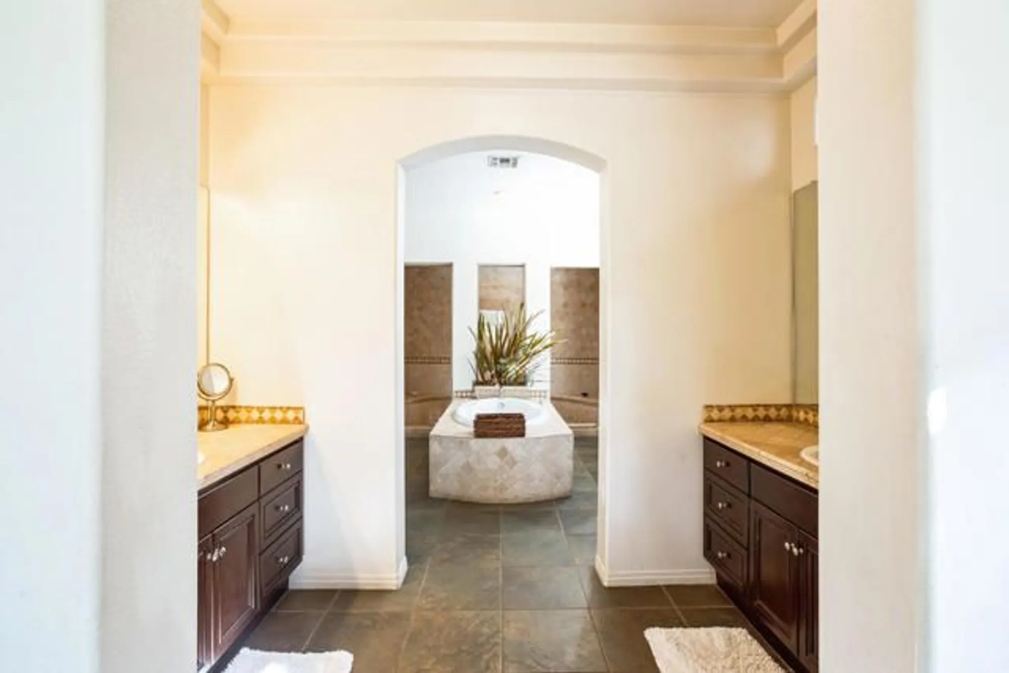 Property Slideshow image 19 of 37 | 57575 seminole dr, La Quinta, CA, 92253