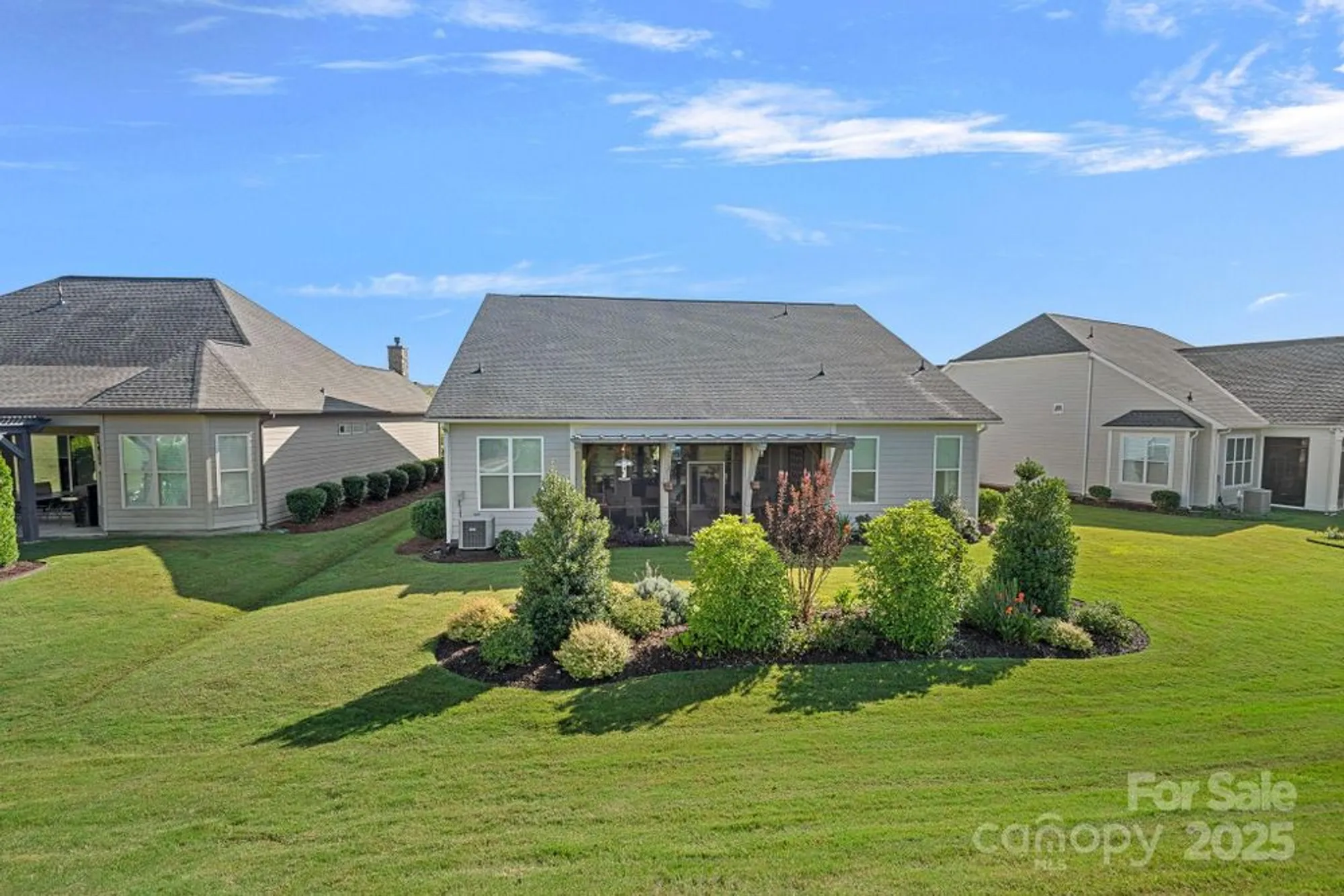 Property Slideshow image 23 of 31 | 12018 cove ct, Charlotte, NC, 28278