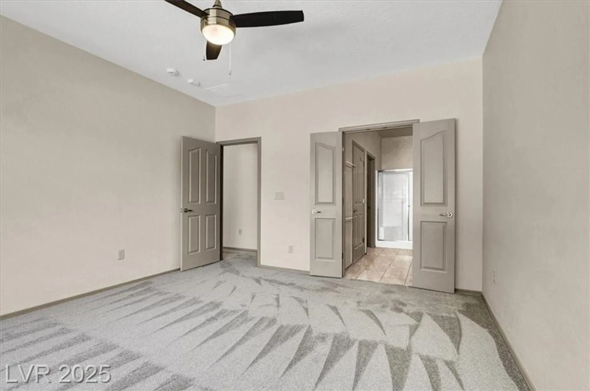 Property Slideshow image 12 of 52 | 7839 lyrebird dr, North Las Vegas, NV, 89084