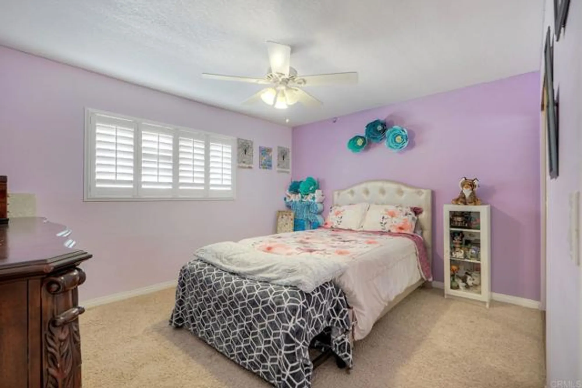 Property Slideshow image 29 of 46 | 10629 meadow glen way, Escondido, CA, 92026