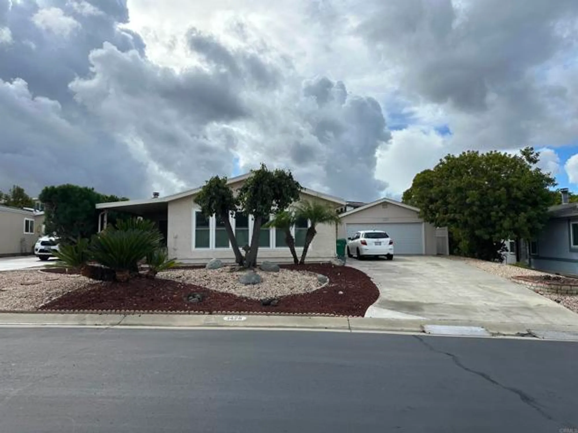 Property Slideshow image 2 of 38 | 1479 puritan dr, Oceanside, CA, 92057