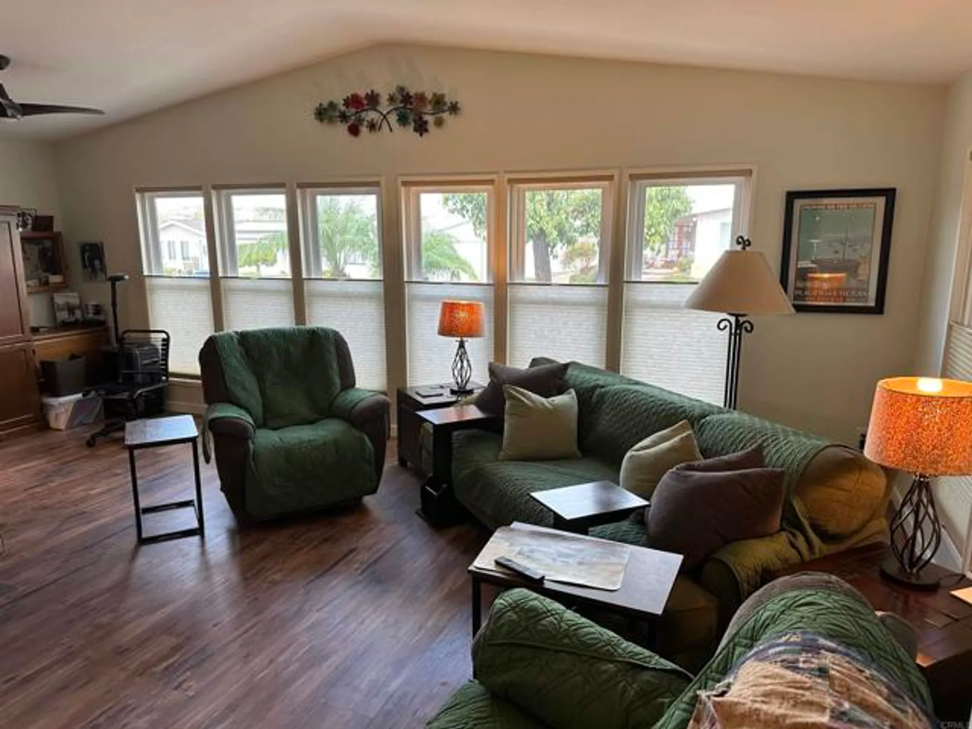 Property Slideshow image 9 of 38 | 1479 puritan dr, Oceanside, CA, 92057