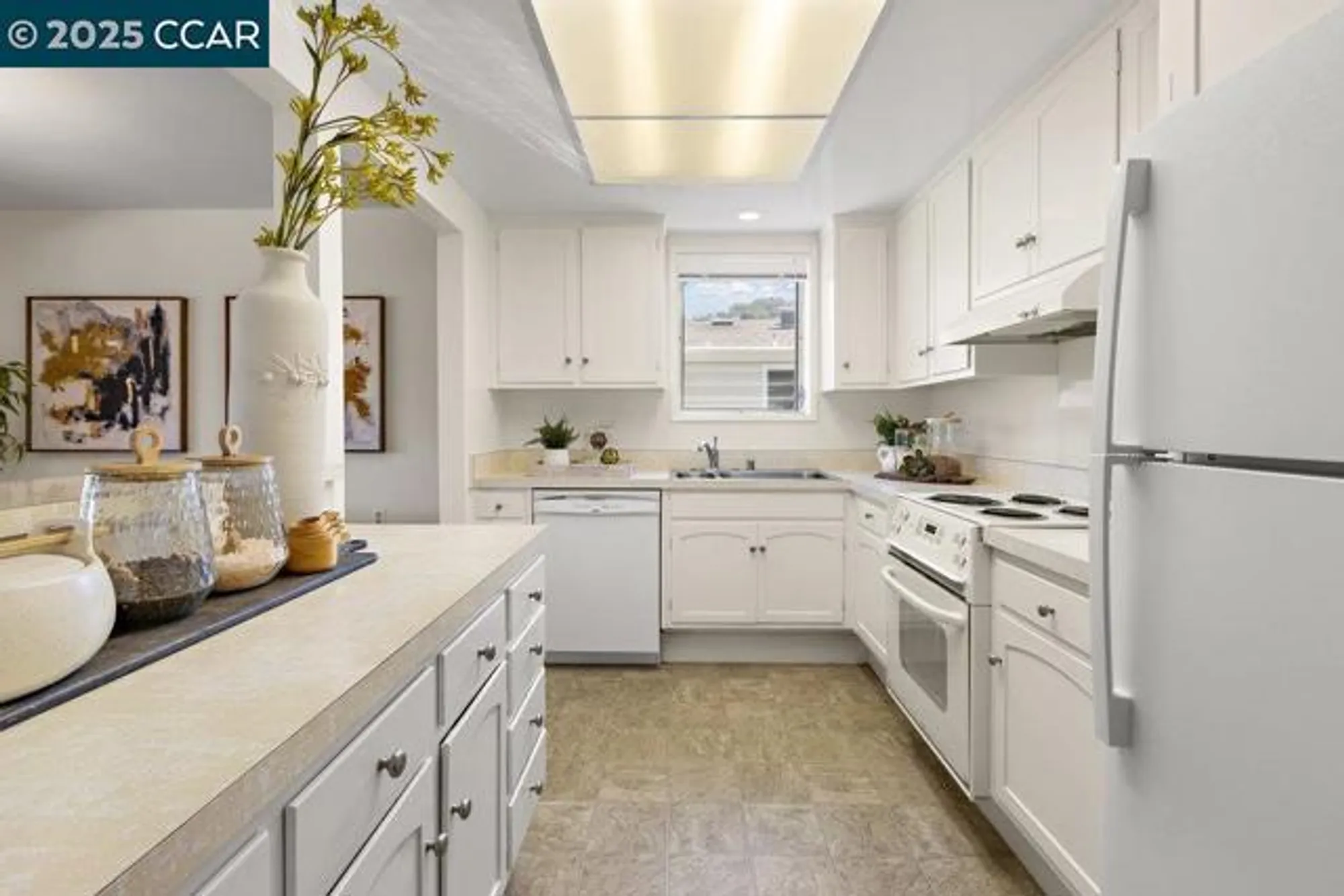 Property Slideshow image 8 of 57 | 2200 pine knoll dr 11, Walnut Creek, CA, 94595