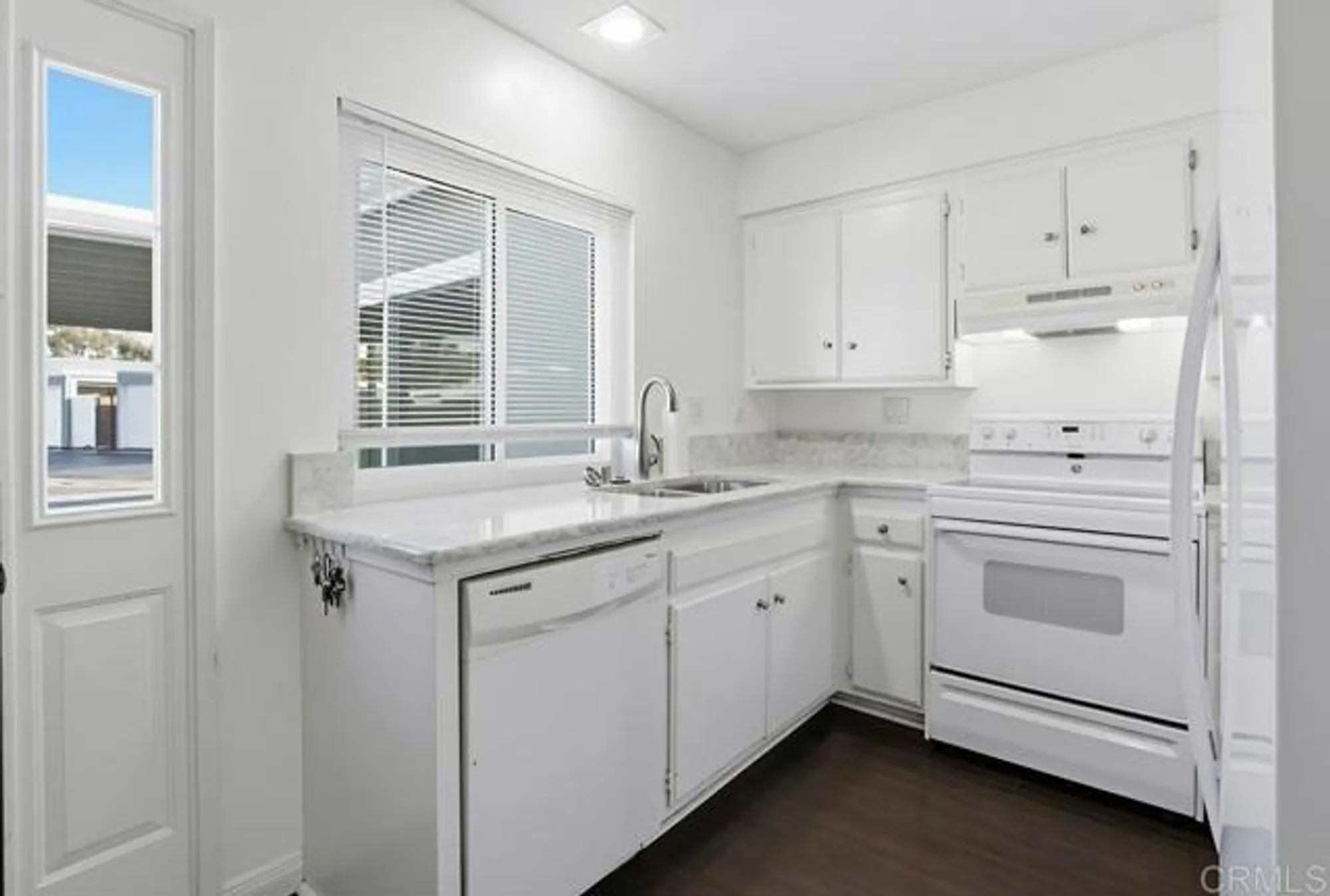 Property Slideshow image 13 of 38 | 3839 vista campana s unit 70, Oceanside, CA, 92057
