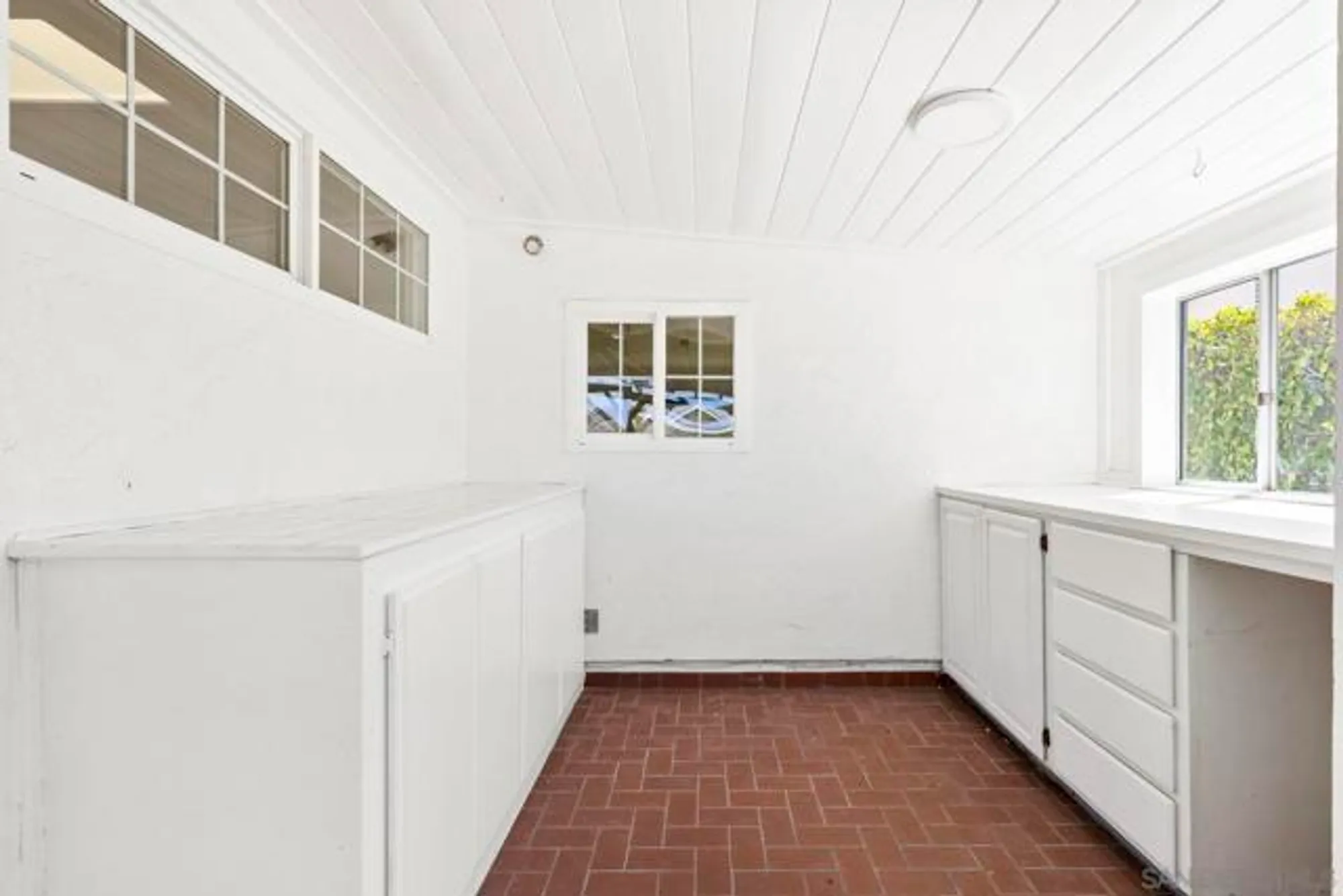 Property Slideshow image 29 of 34 | 12494 senda rd, San Diego, CA, 92128