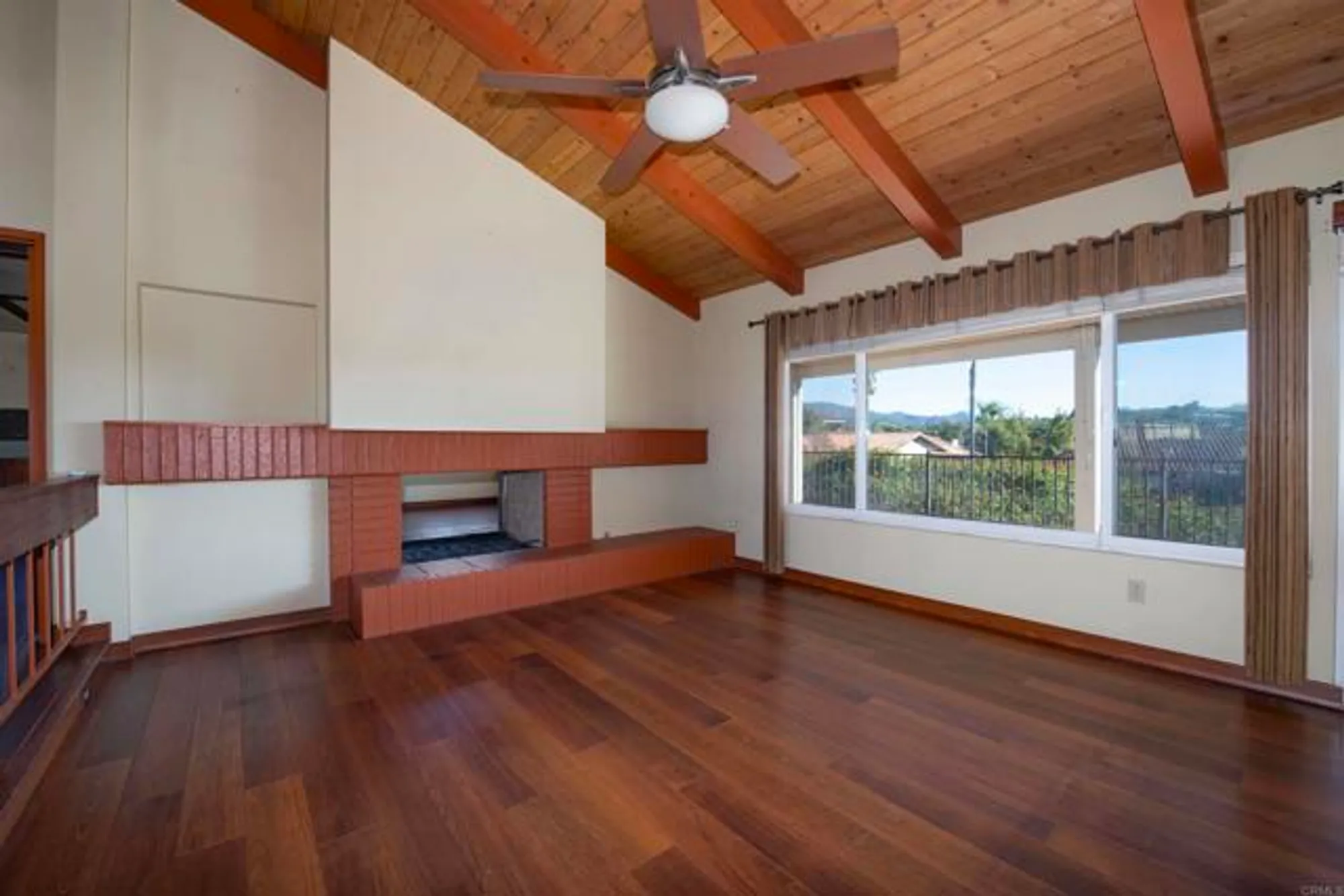 Property Slideshow image 4 of 26 | 12615 senda acantilada, San Diego, CA, 92128