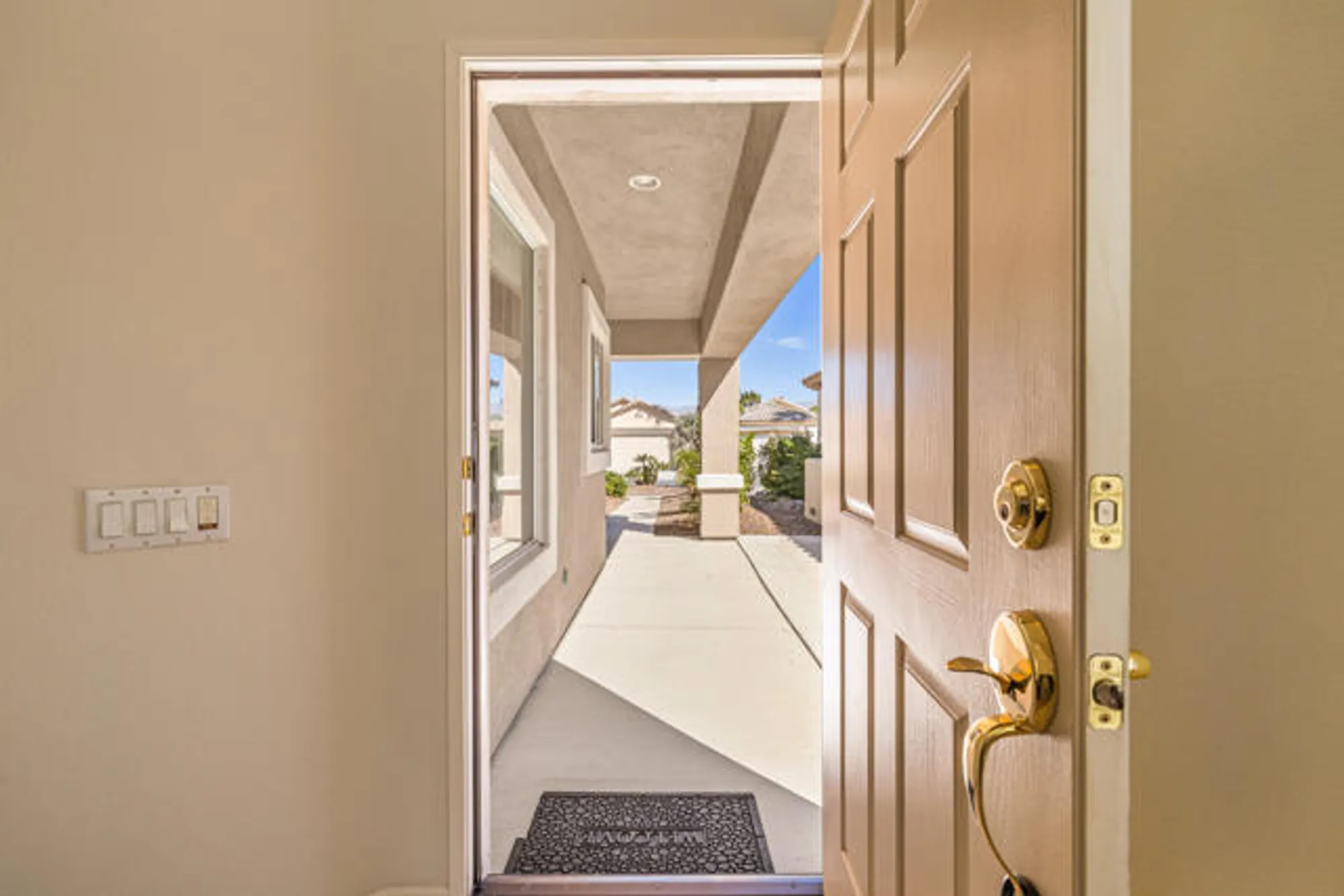 Property Slideshow image 6 of 30 | 78571 glastonbury way, Palm Desert, CA, 92211