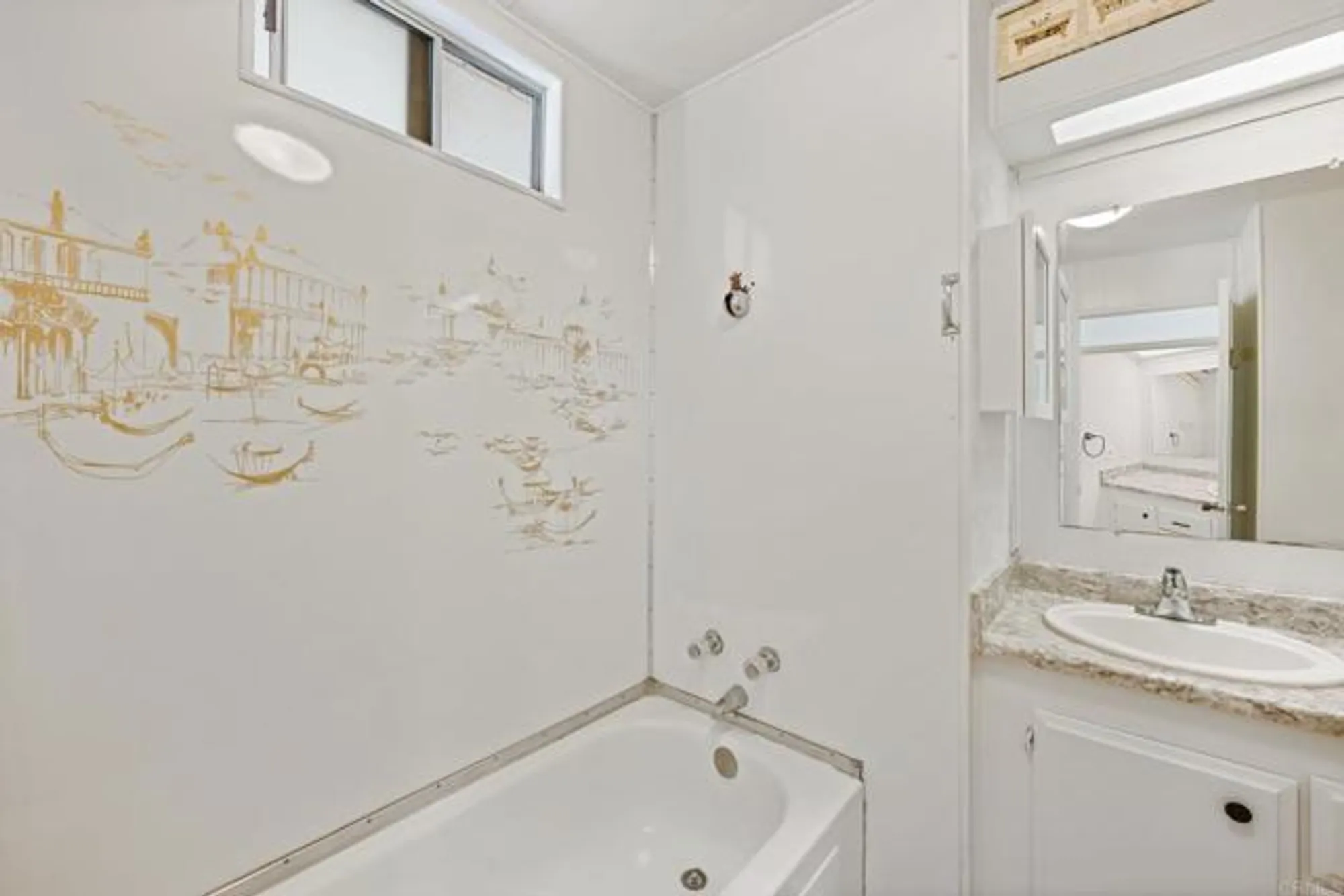 Property Slideshow image 21 of 33 | 444 n el camino real spc 47, Encinitas, CA, 92024