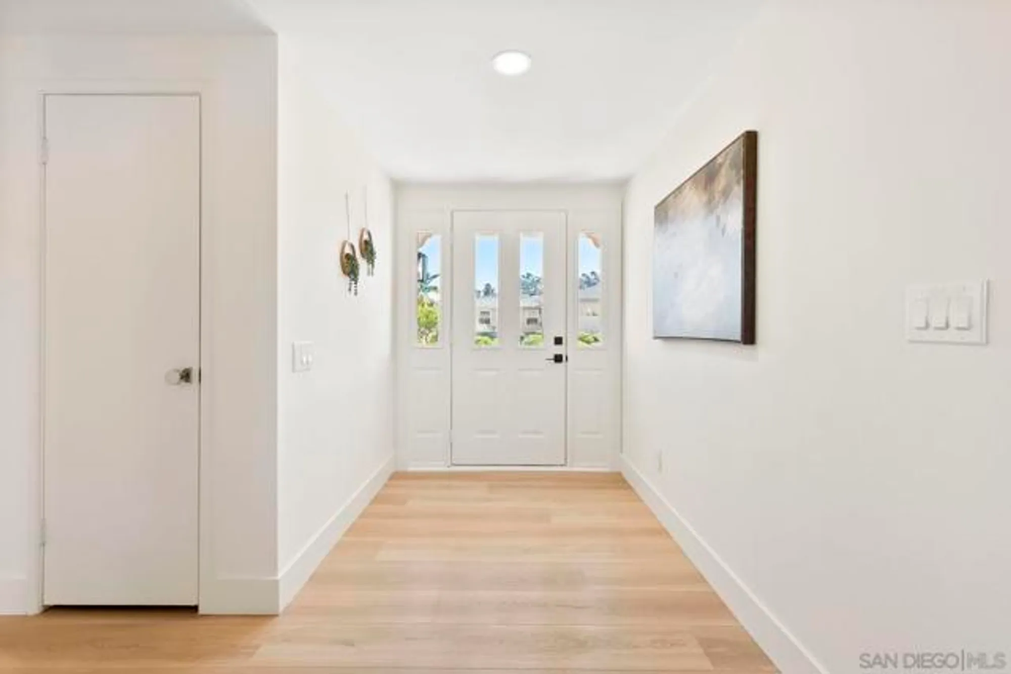 Property Slideshow image 4 of 34 | 12494 senda rd, San Diego, CA, 92128