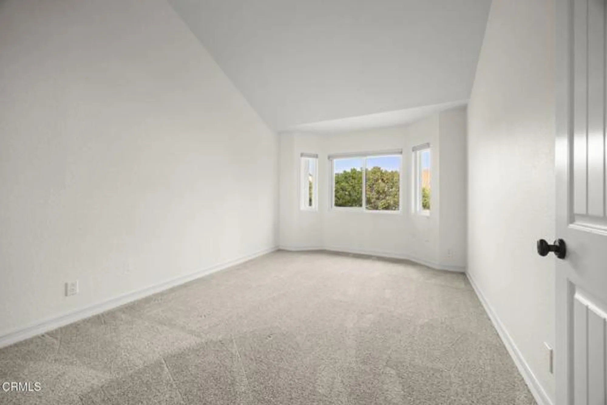 Property Slideshow image 32 of 61 | 2205 vina del mar, Oxnard, CA, 93035