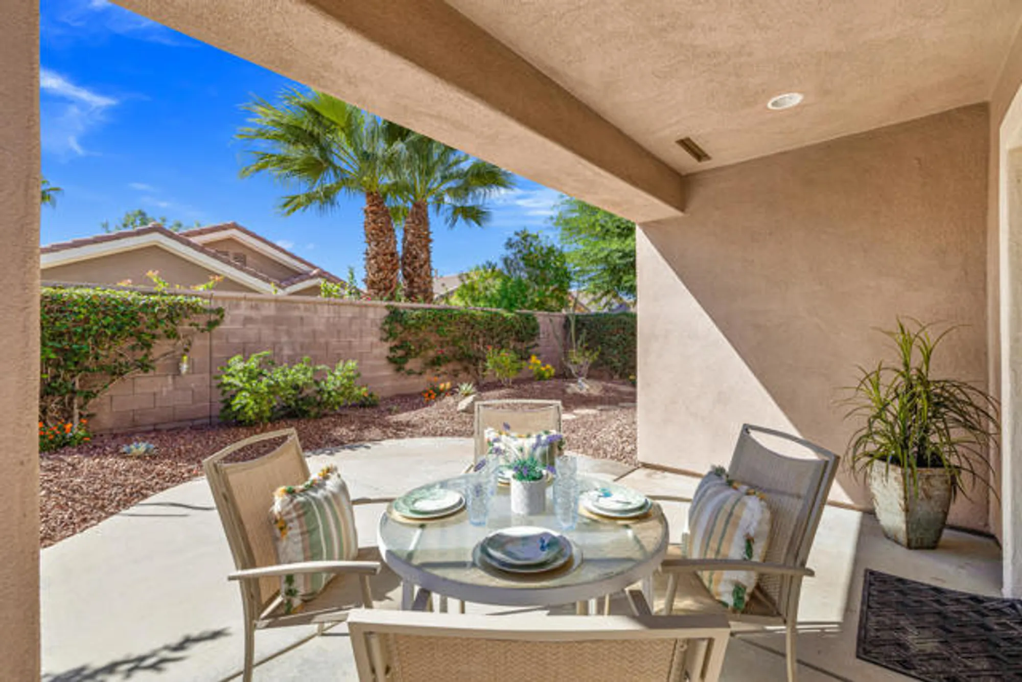 Property Slideshow image 24 of 30 | 78571 glastonbury way, Palm Desert, CA, 92211