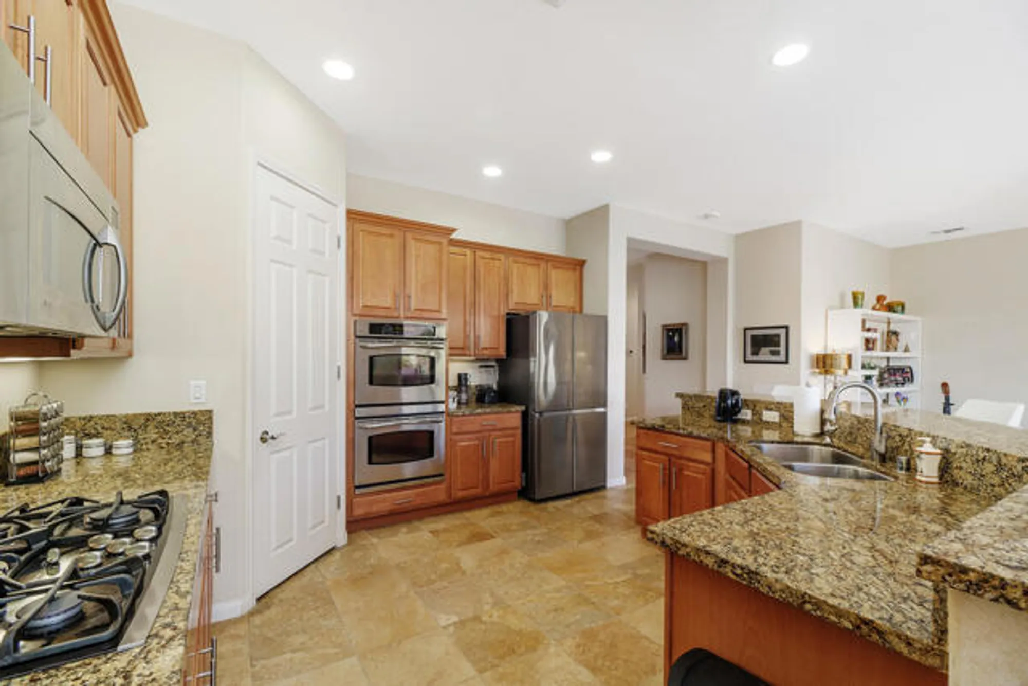 Property Slideshow image 13 of 29 | 40128 calle loma entrada, Indio, CA, 92203