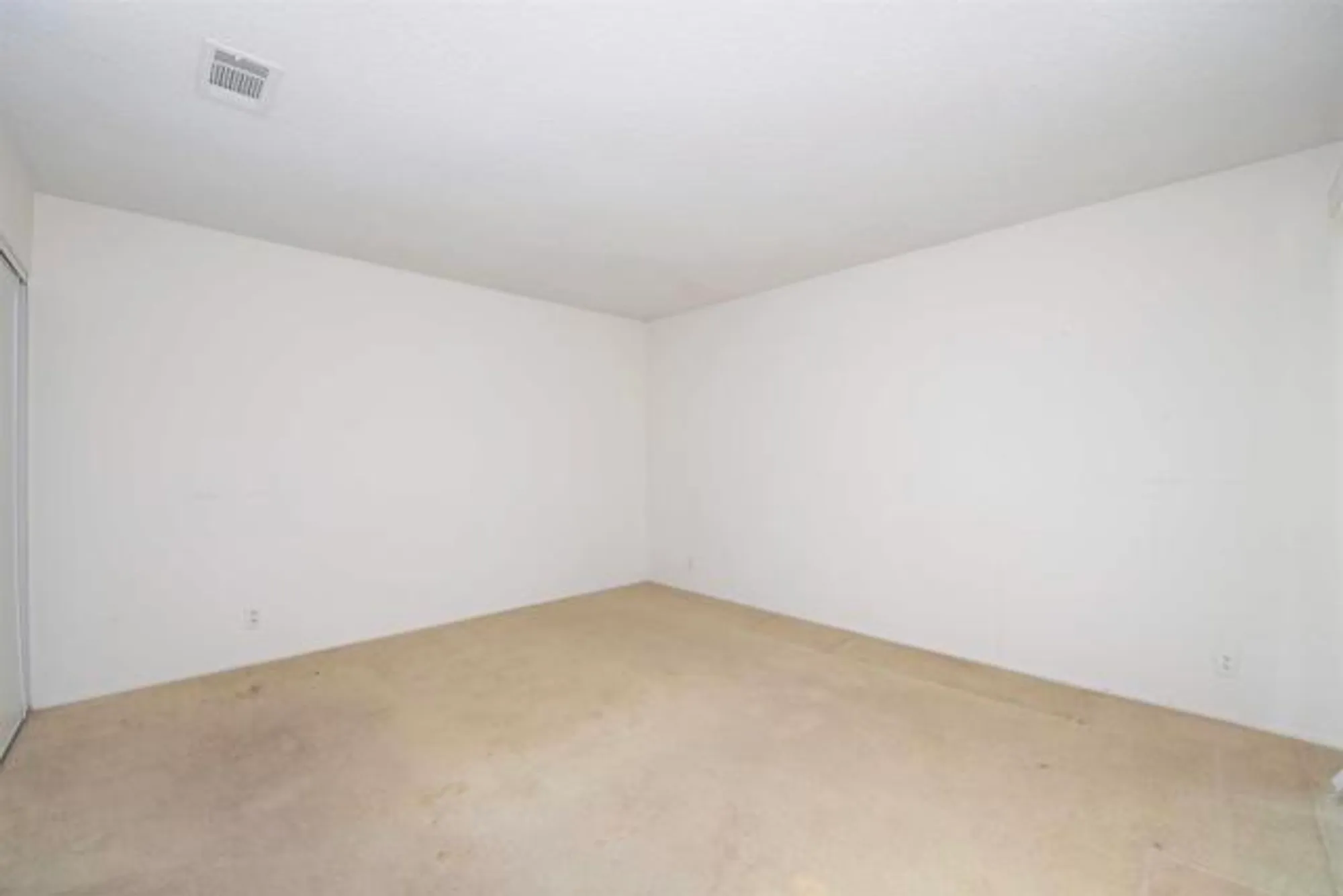 Property Slideshow image 12 of 30 | 3890 vista campana 78, Oceanside, CA, 92057