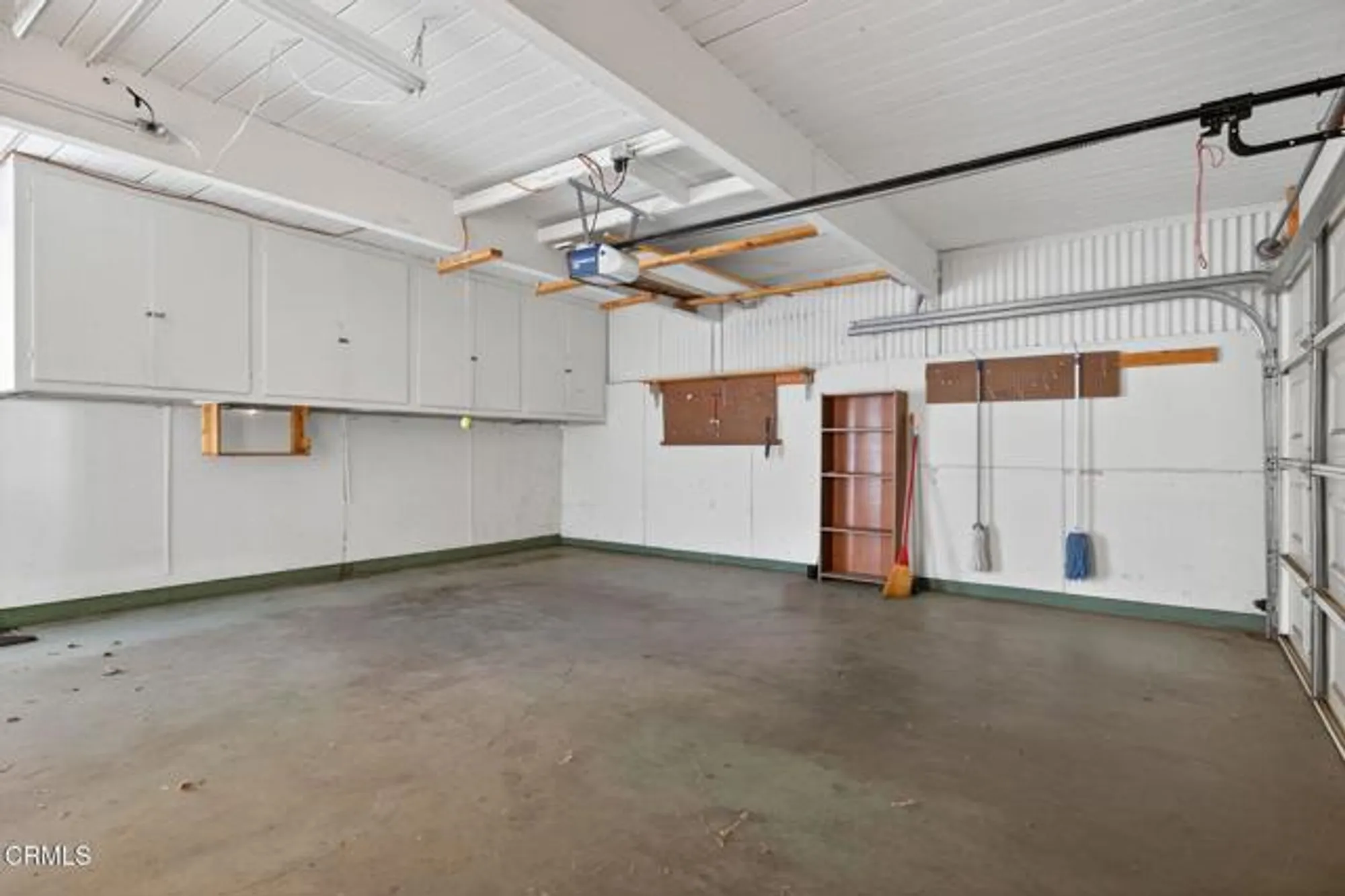 Property Slideshow image 38 of 51 | 151 w bay blvd, Port Hueneme, CA, 93041