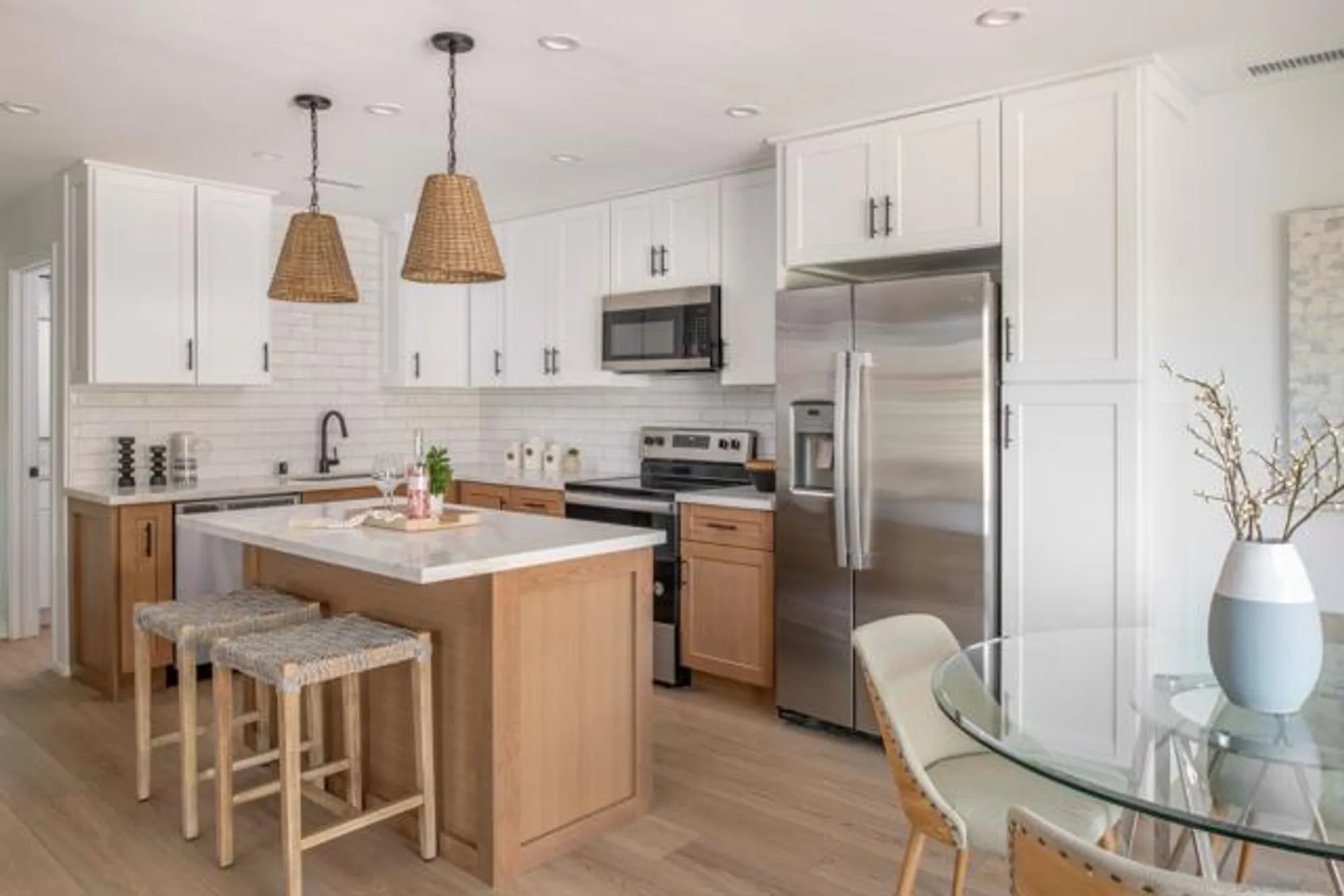 Property Slideshow image 9 of 36 | 1829 forestdale dr, Encinitas, CA, 92024