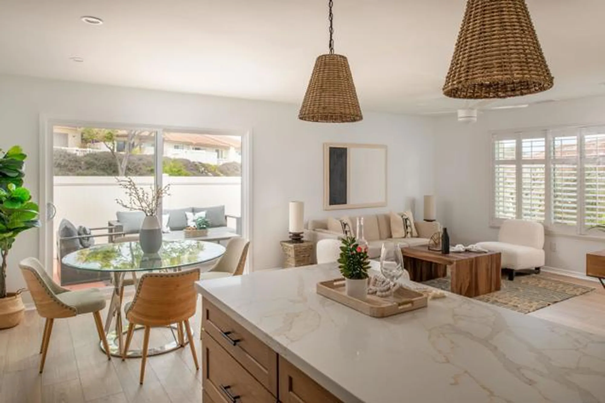 Property Slideshow image 11 of 36 | 1829 forestdale dr, Encinitas, CA, 92024