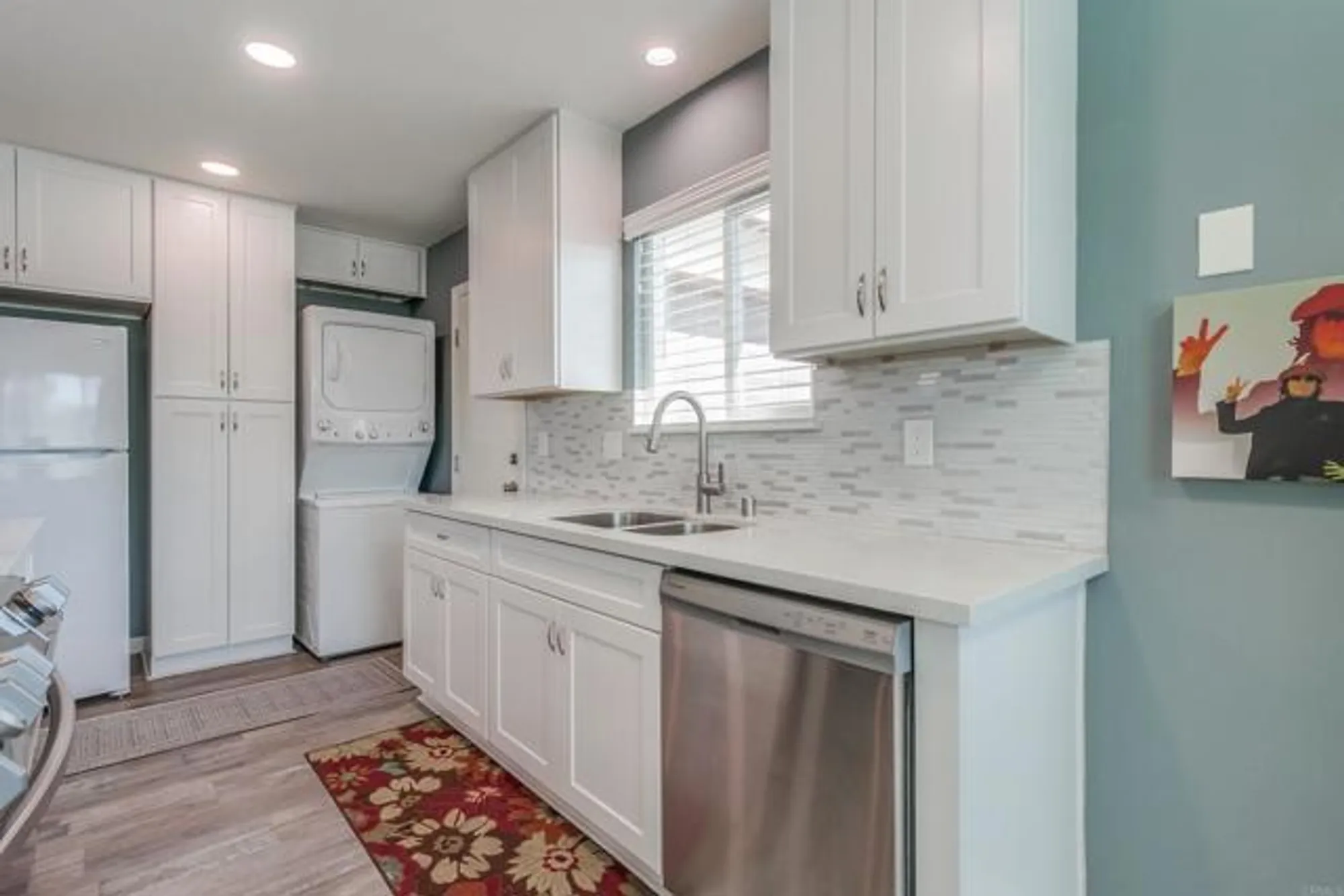 Property Slideshow image 12 of 32 | 3196 buena hills dr, Oceanside, CA, 92056