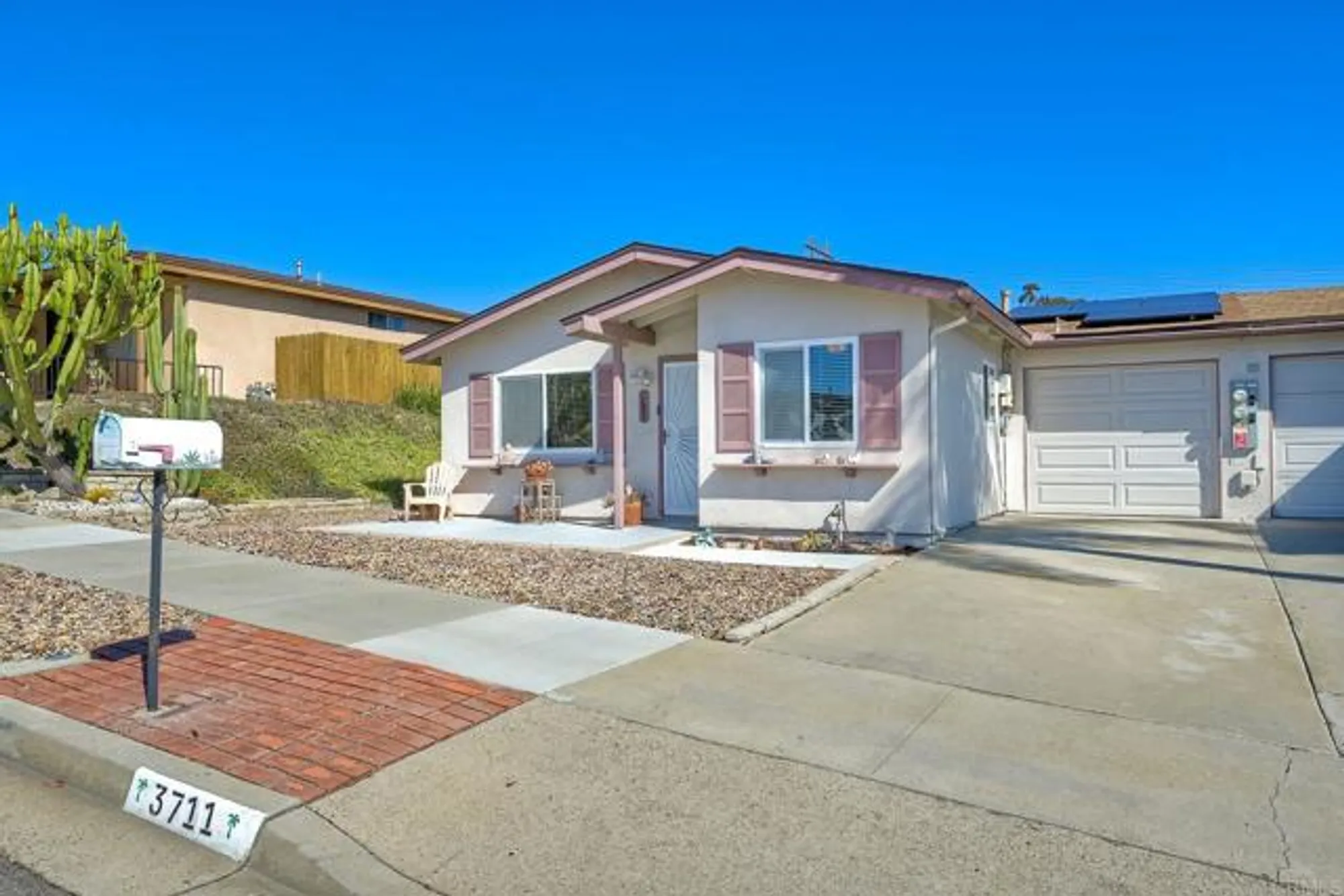 Property Slideshow image 3 of 27 | 3711 mira pacific dr, Oceanside, CA, 92056