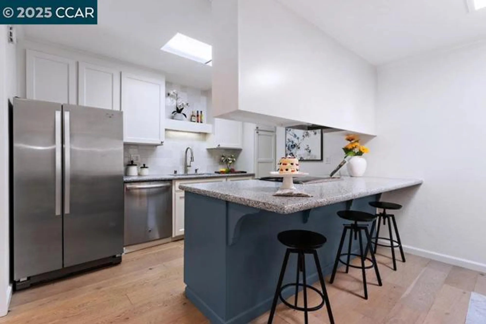 Property Slideshow image 14 of 46 | 1932 ptarmigan dr 3, Walnut Creek, CA, 94595