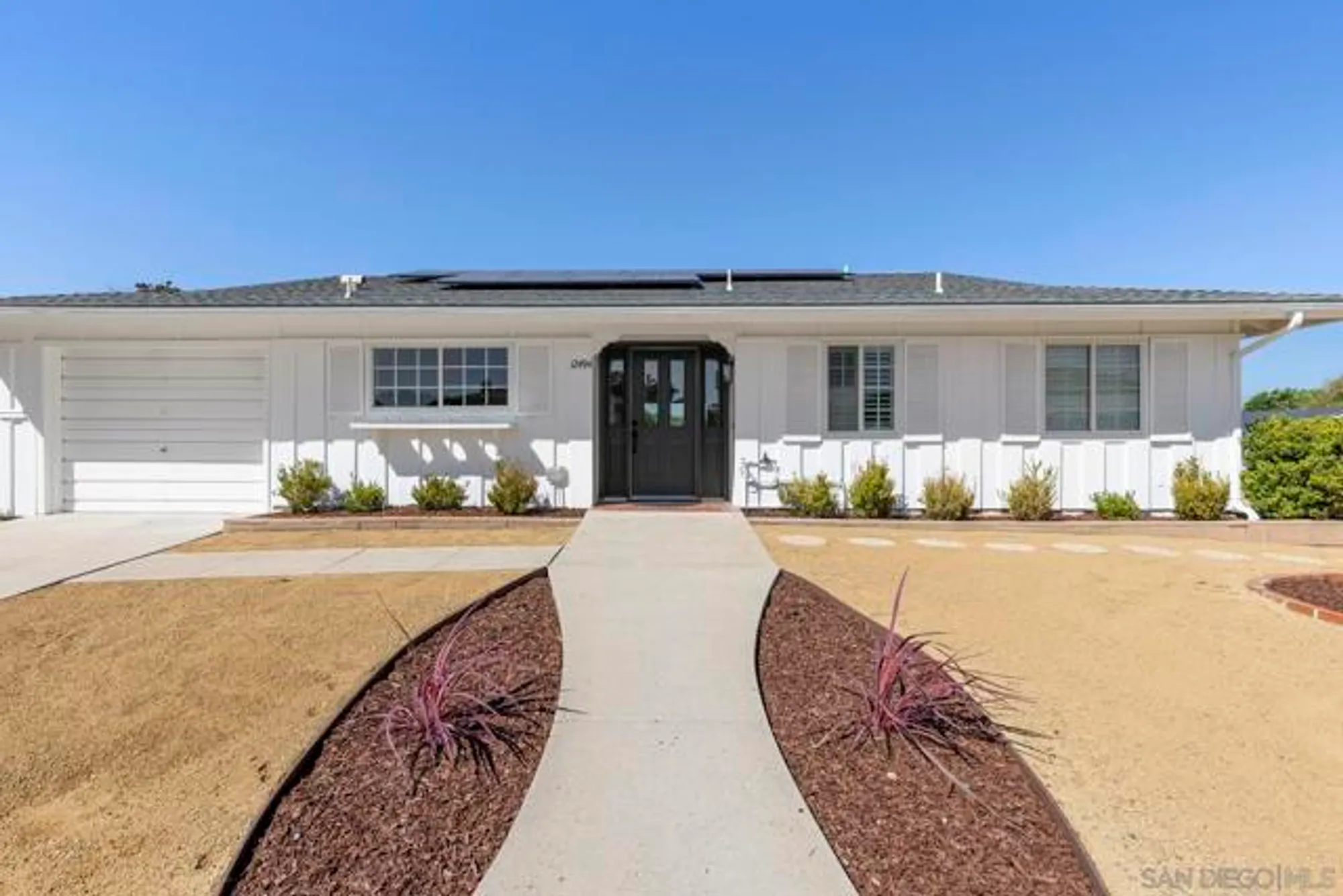 Property Slideshow image 2 of 34 | 12494 senda rd, San Diego, CA, 92128