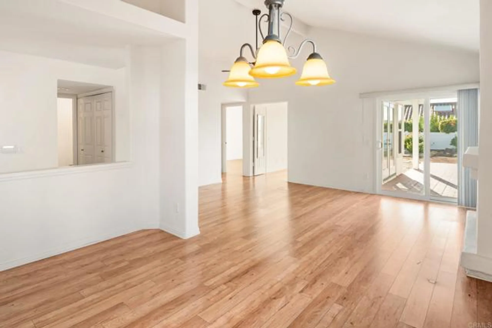 Property Slideshow image 9 of 41 | 4763 galicia way, Oceanside, CA, 92056