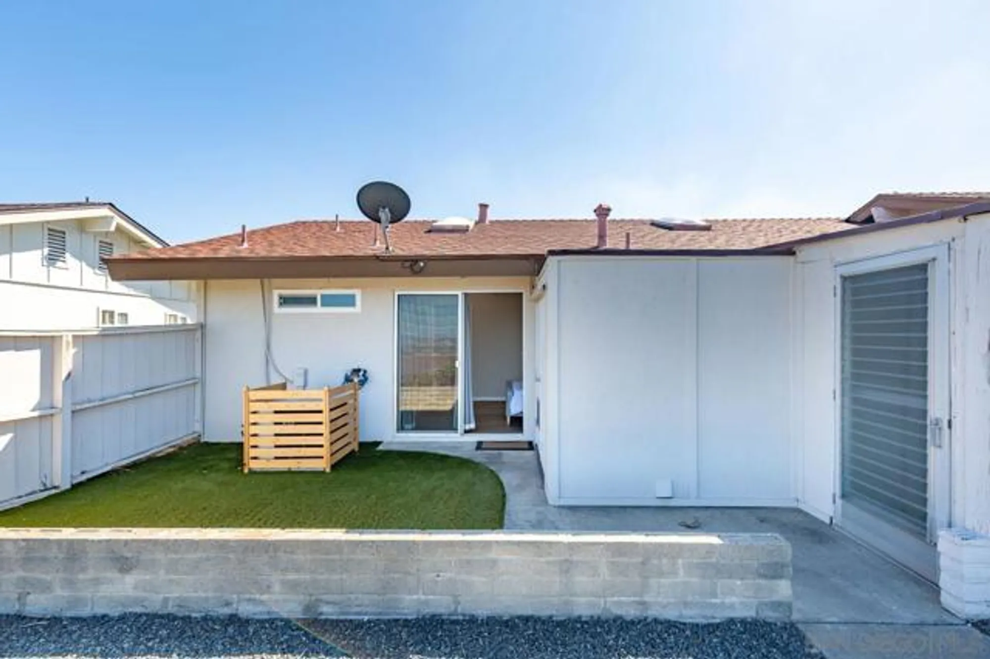 Property Slideshow image 20 of 22 | 3660 vista campana n unit 33, Oceanside, CA, 92057