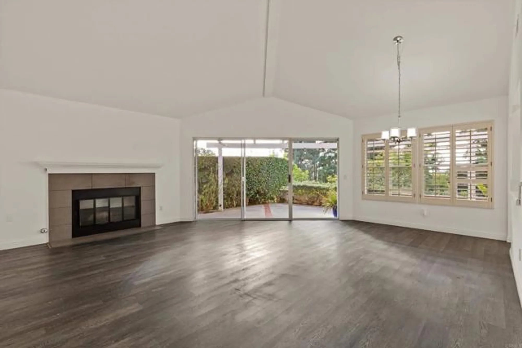 Property Slideshow image 15 of 60 | 1349 via firenze, San Marcos, CA, 92078