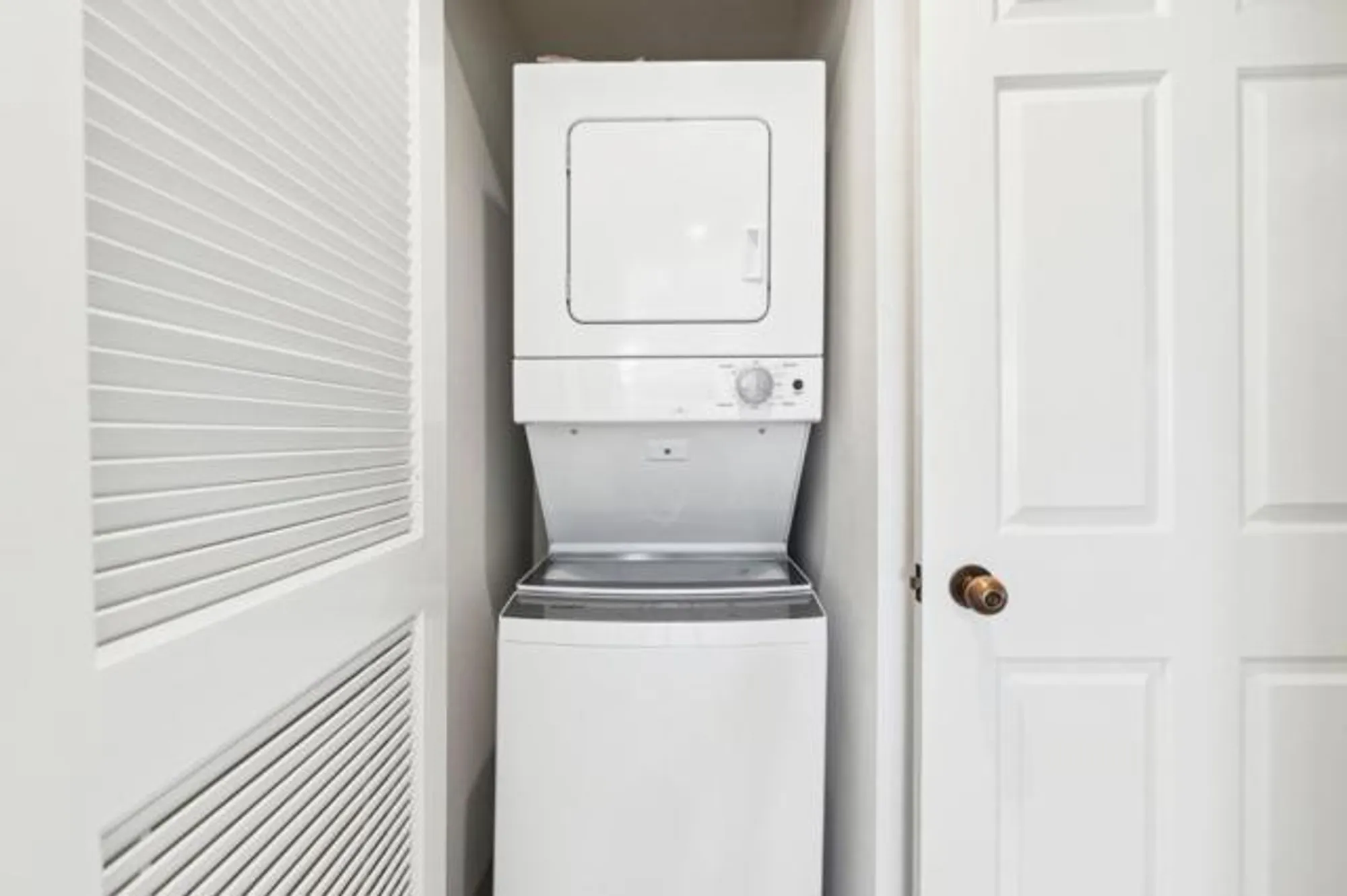 Property Slideshow image 15 of 15 | 1 baldwin ave 510, San Mateo, CA, 94401