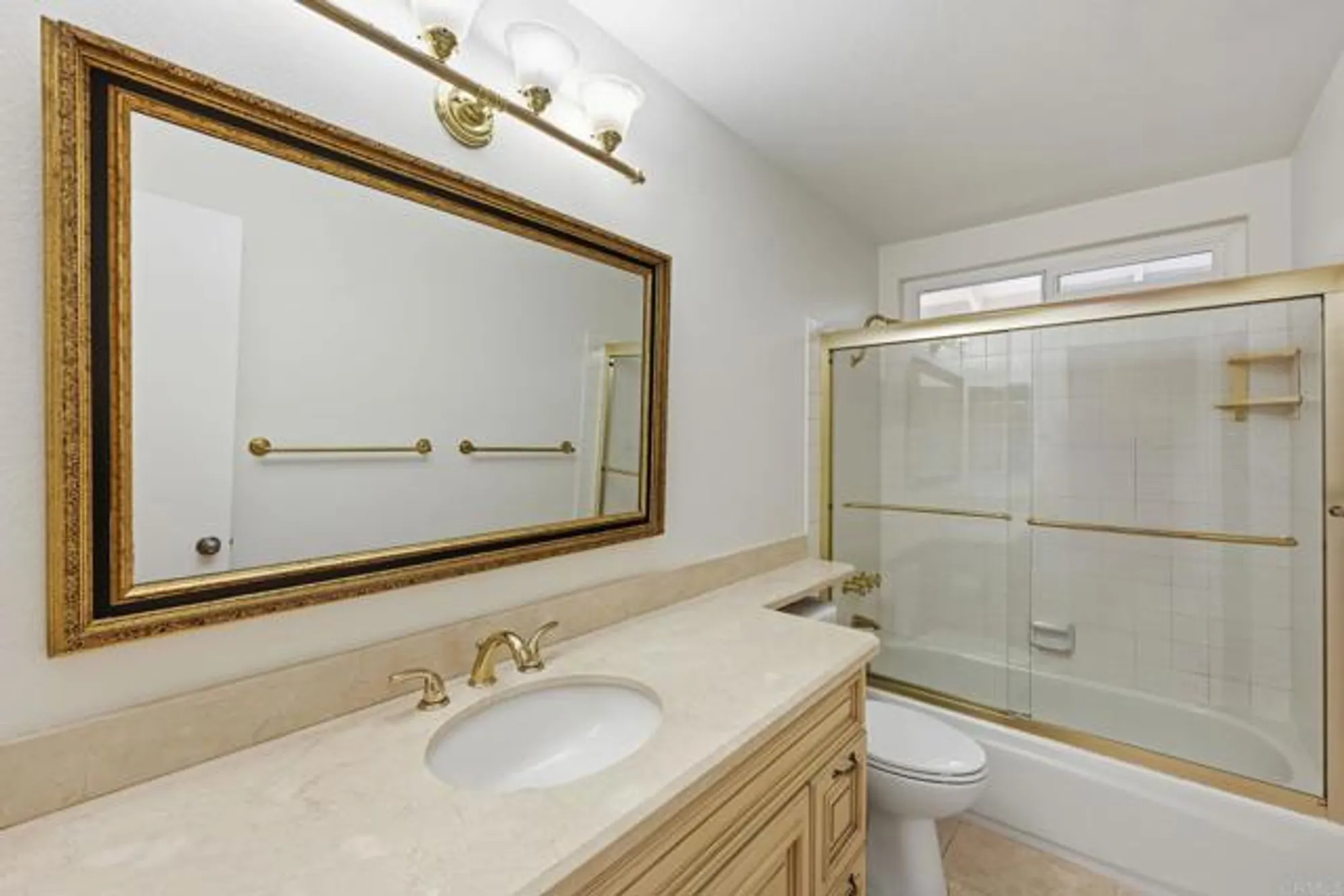 Property Slideshow image 18 of 27 | 17765 corte erizo, San Diego, CA, 92128